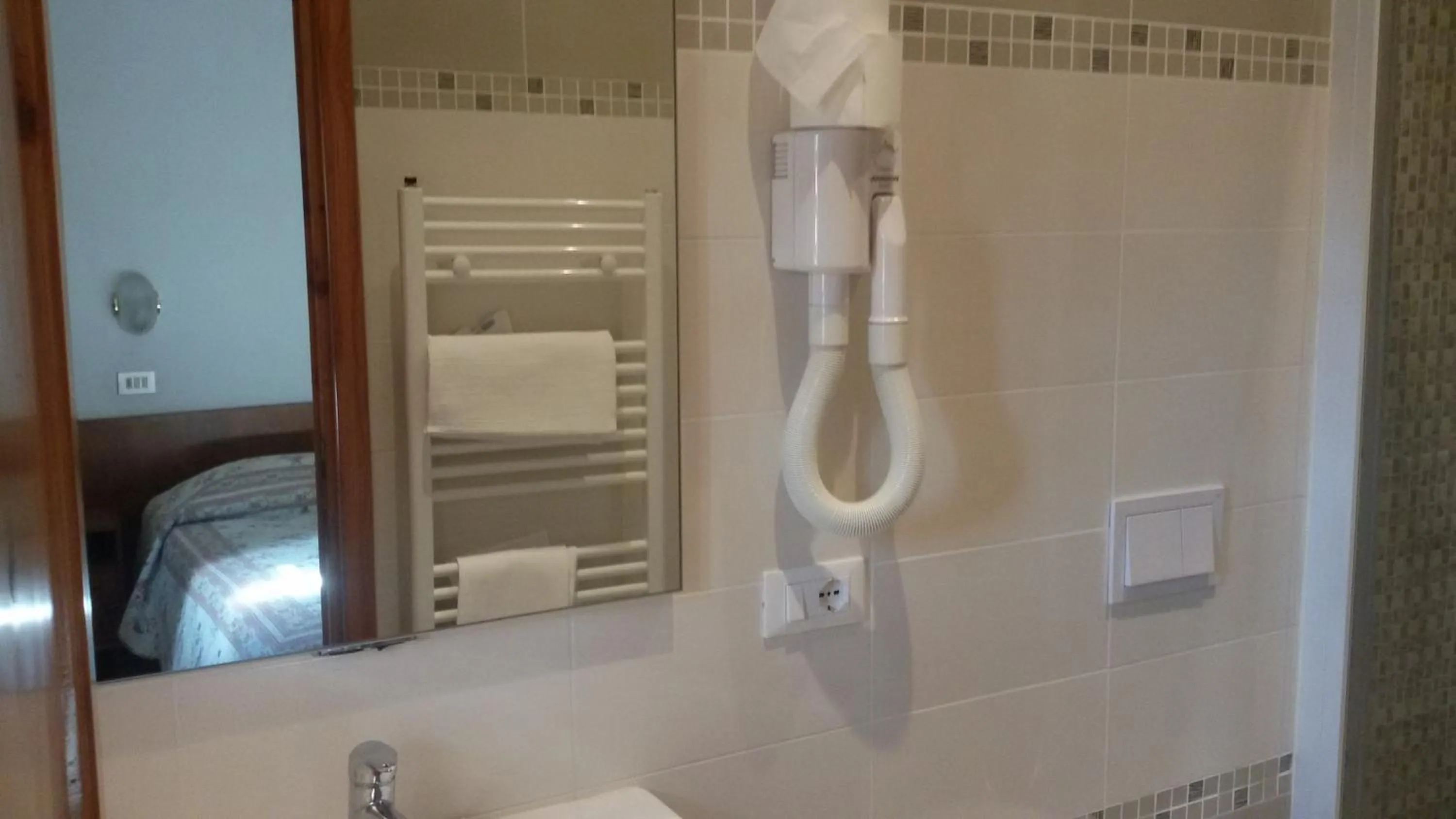 Bathroom in Hotel Prati