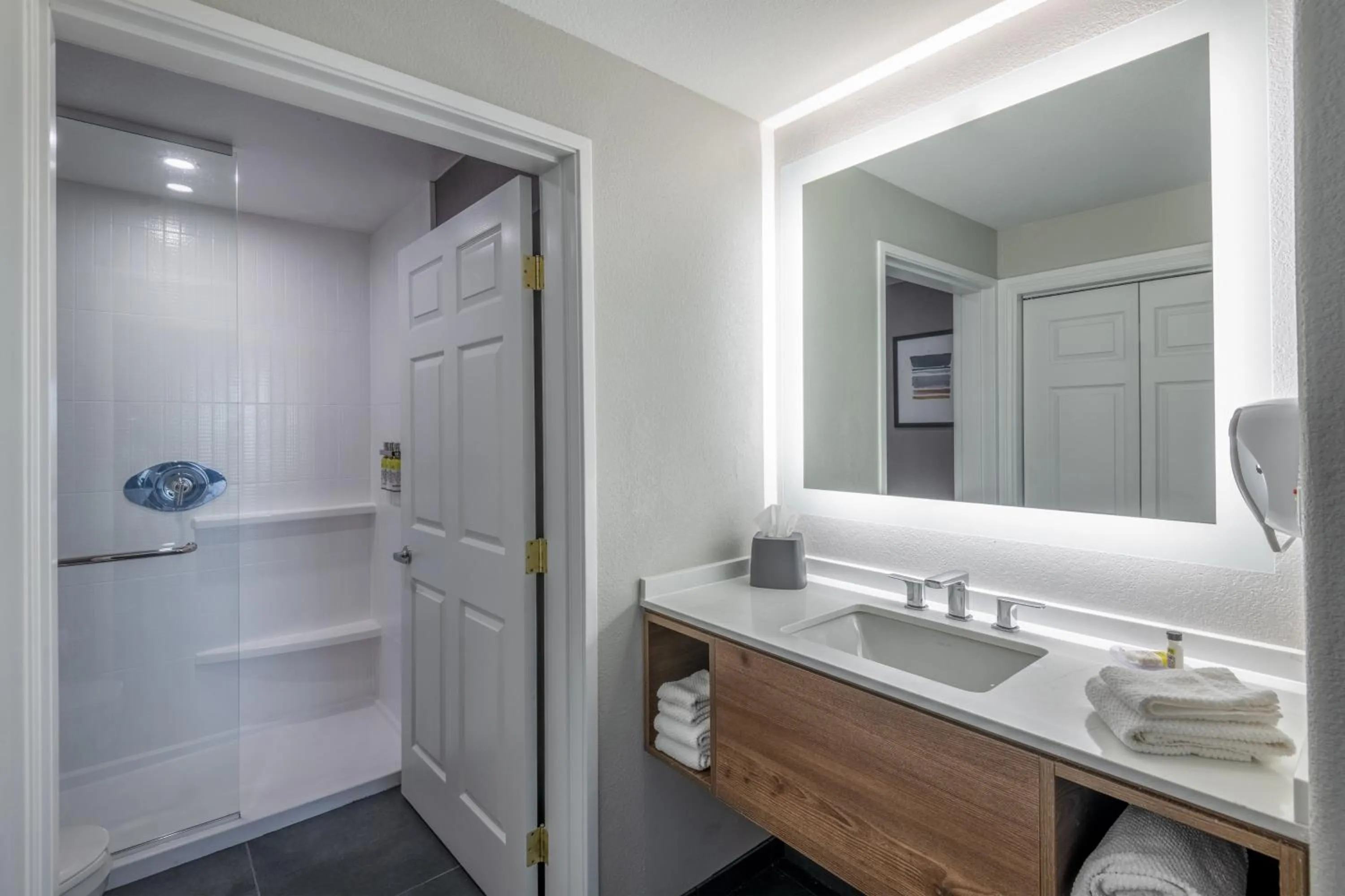 Bathroom in Staybridge Suites Phoenix Glendale Sports Dist by IHG