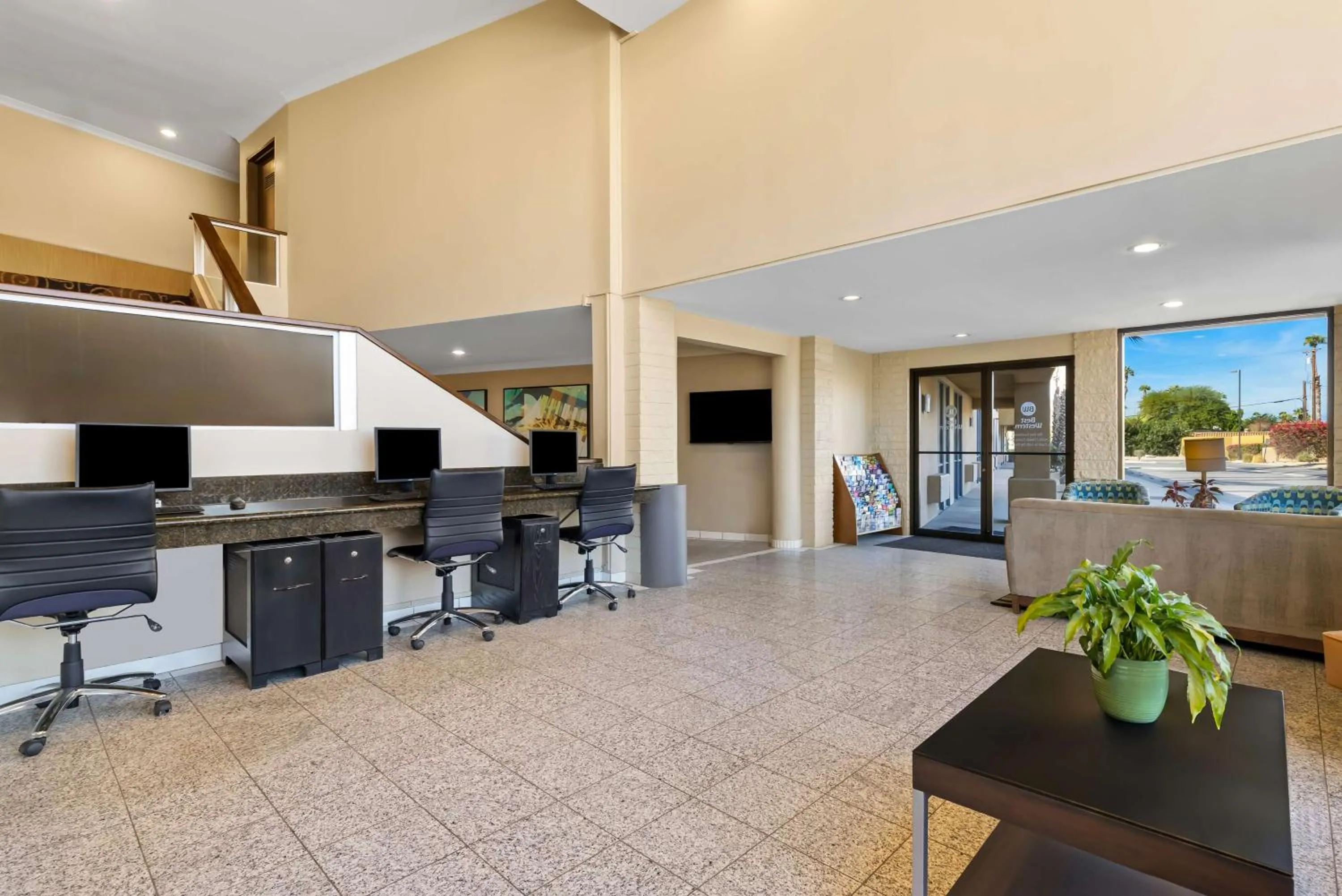 Business facilities in Best Western Date Tree Hotel