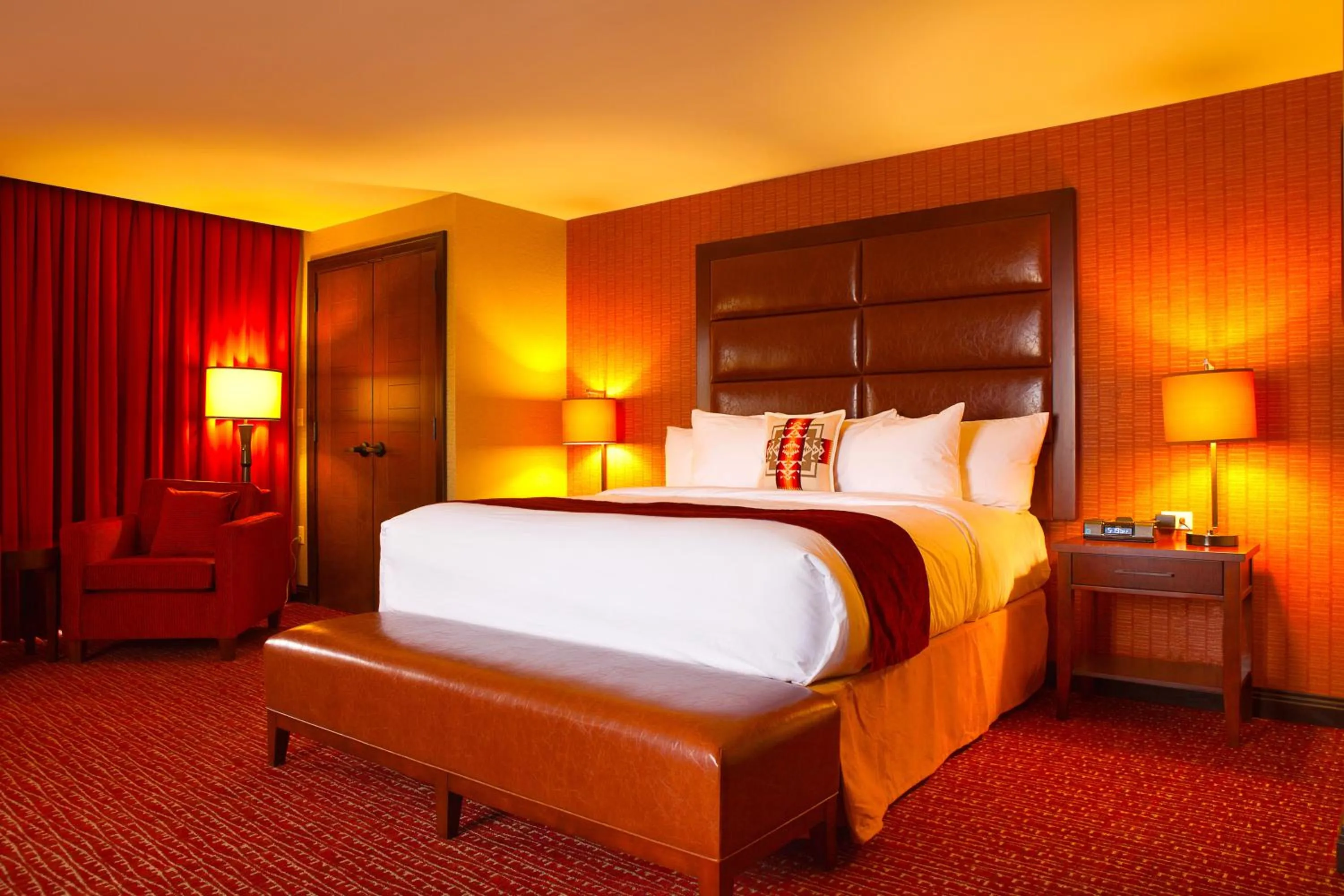 Bed in Shoshone-Bannock Hotel and Event Center