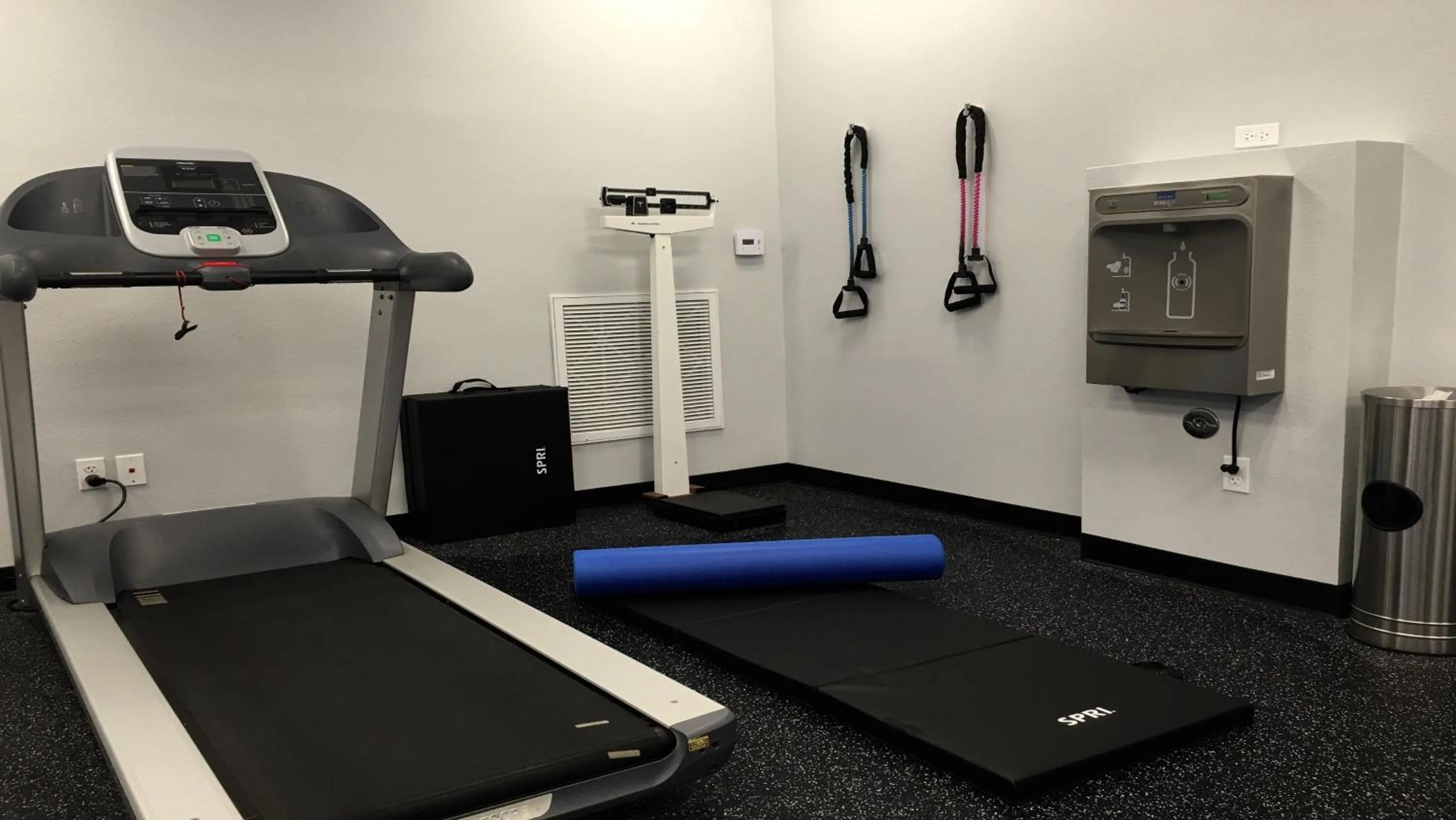 Fitness centre/facilities in Holiday Inn Express Hotel & Suites - Paso Robles by IHG