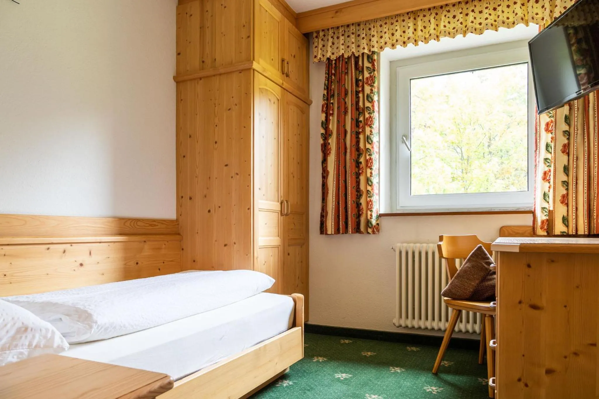Bed in Garni Juri