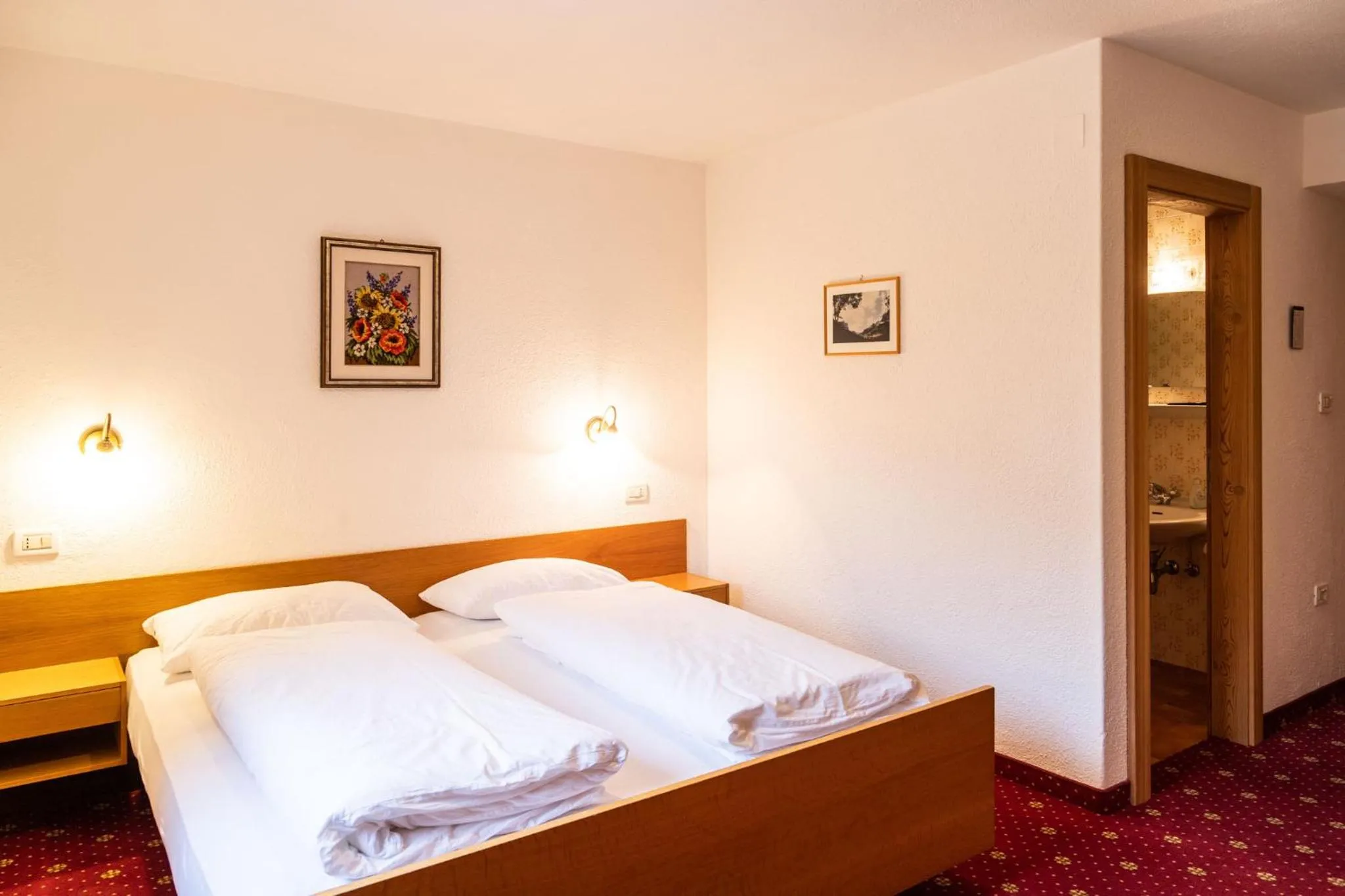 Bed in Garni Juri