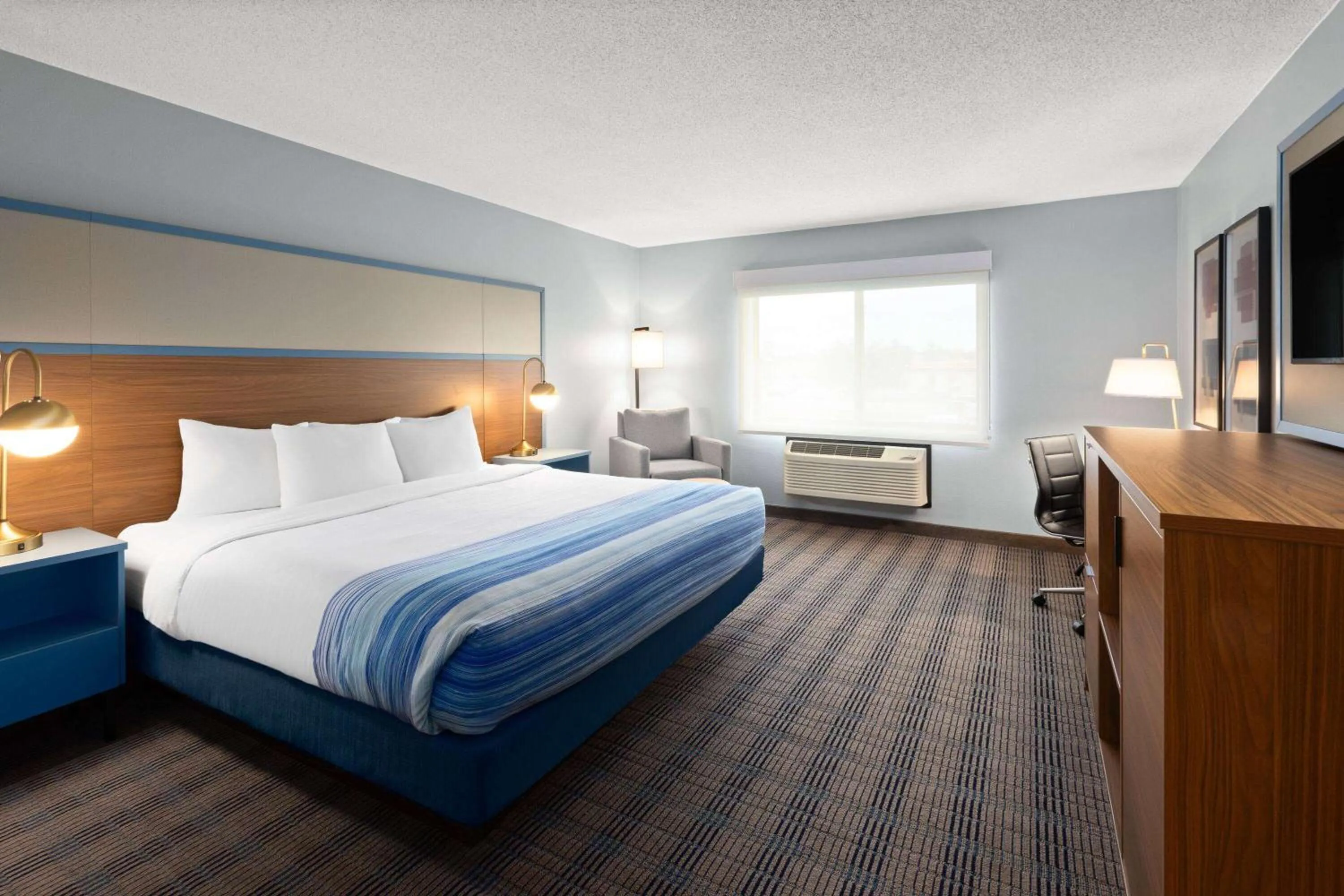 Photo of the whole room, Bed in AmericInn by Wyndham North Branch