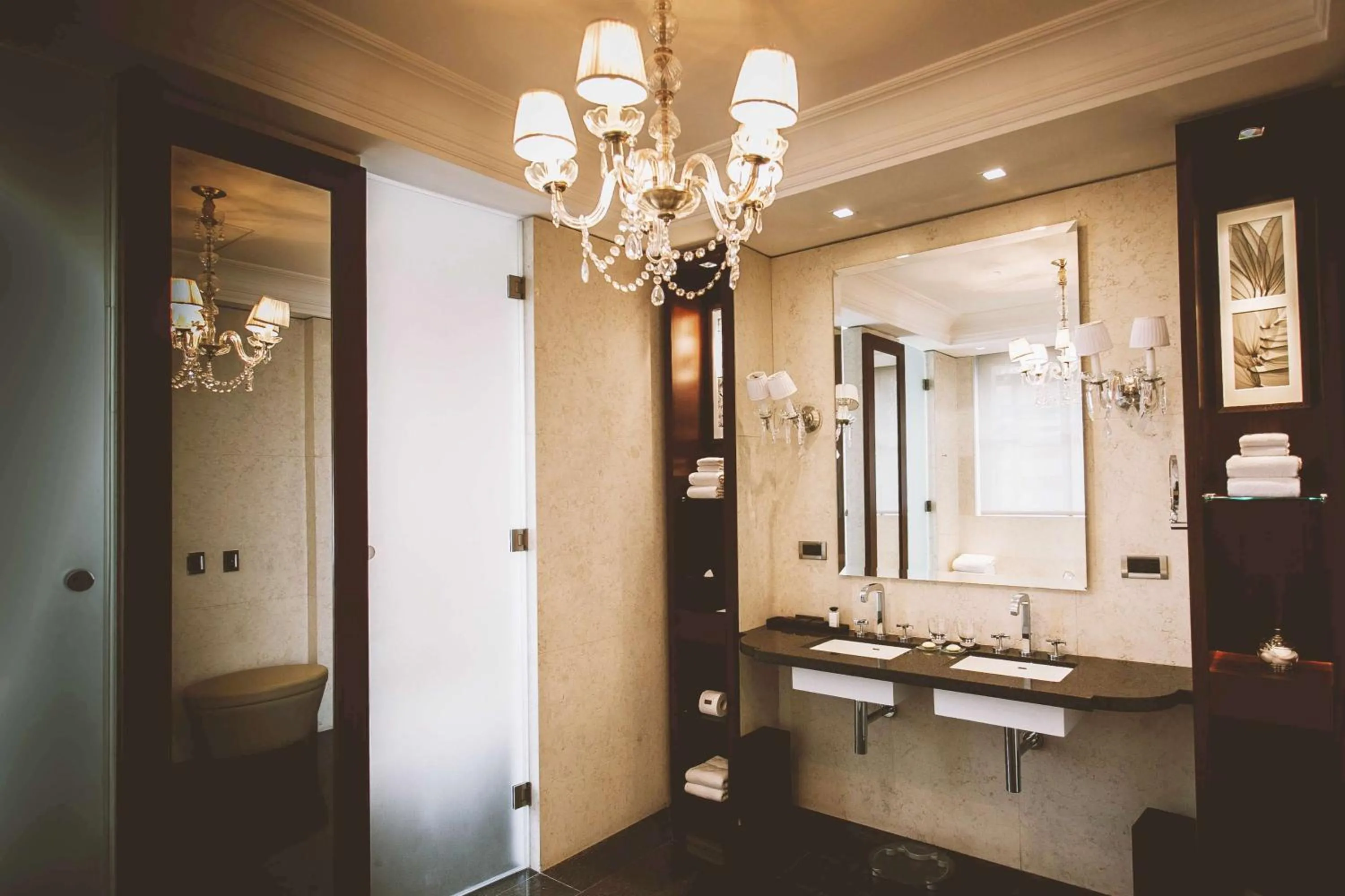 Bathroom in Palacio Duhau - Park Hyatt Buenos Aires