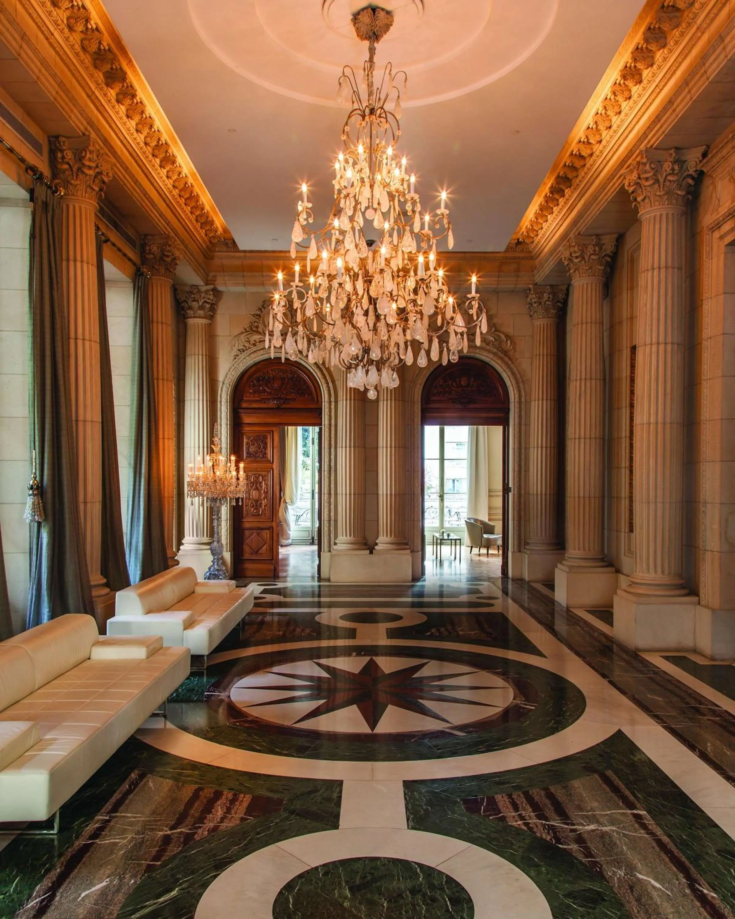 Lobby or reception, Bed in Palacio Duhau - Park Hyatt Buenos Aires