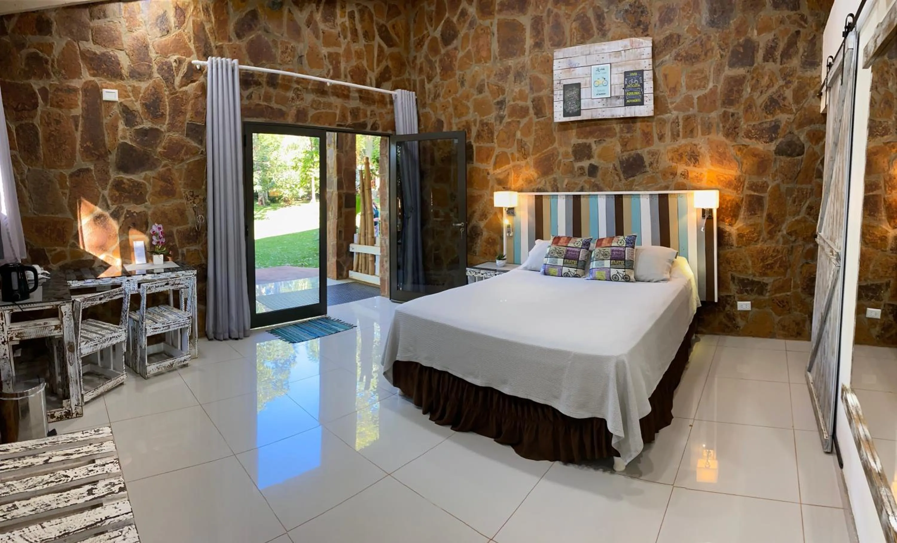 Bed in Posada 21 Oranges