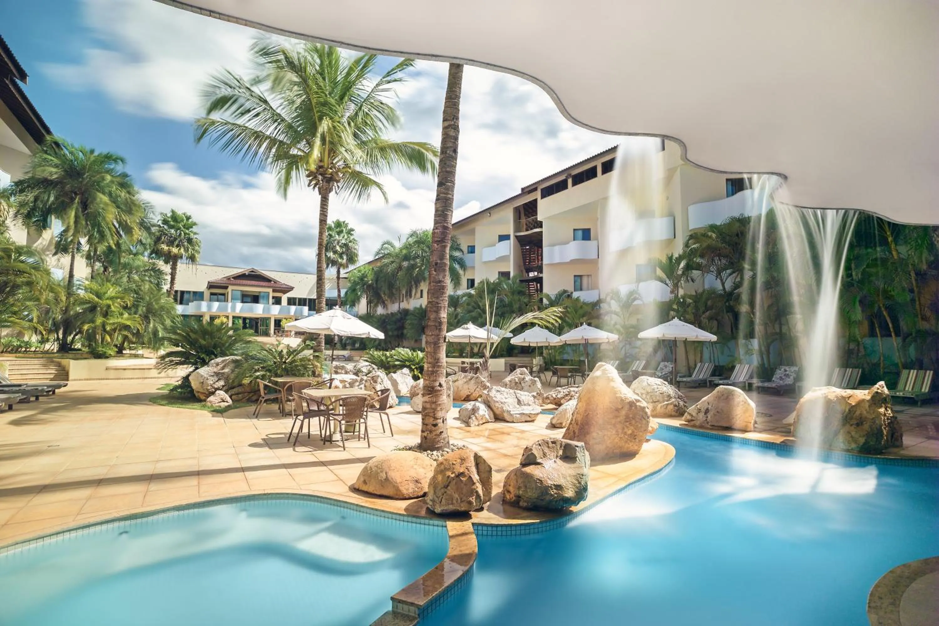 Swimming pool in Wetiga Hotel