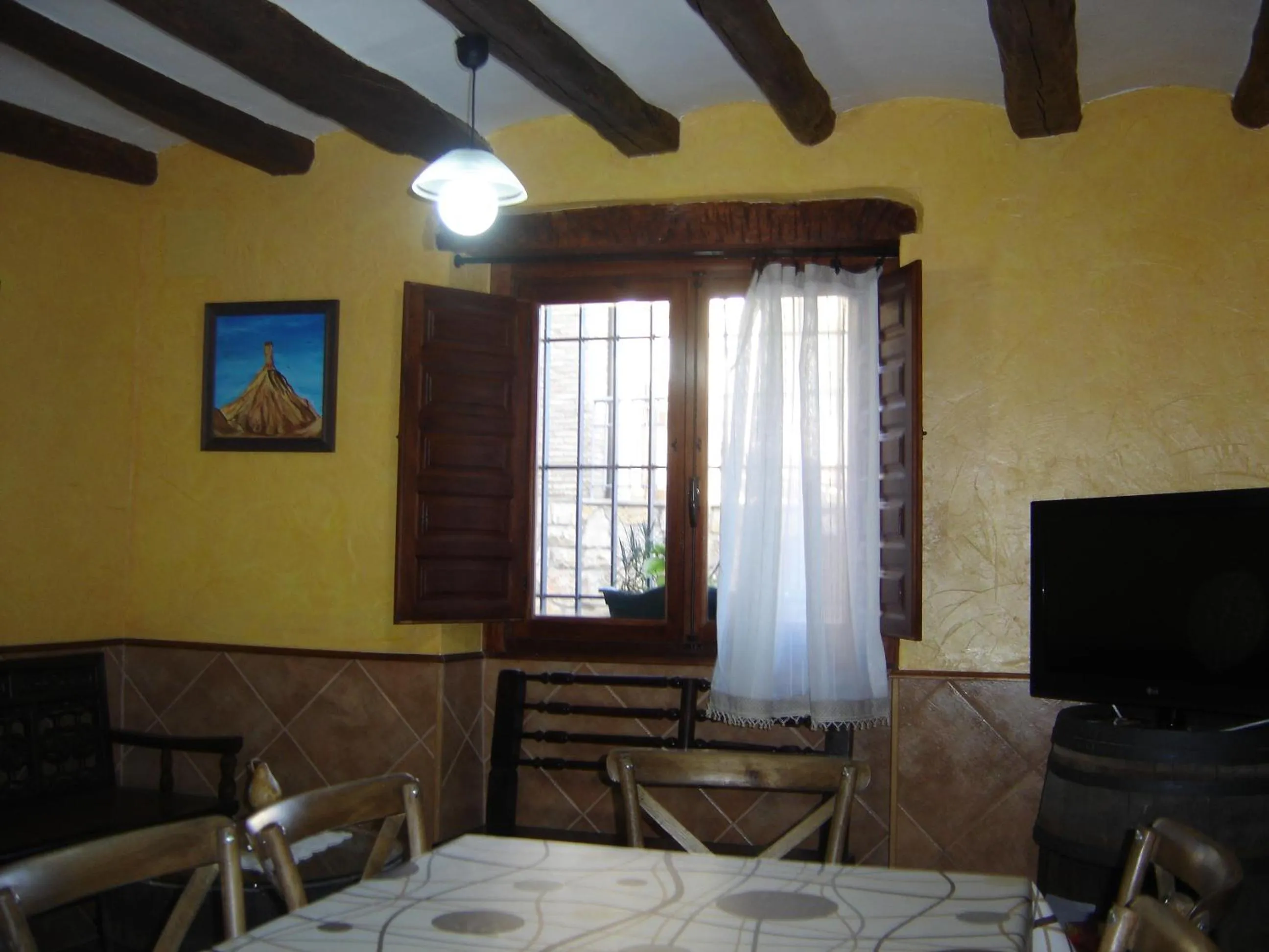 TV and multimedia in Agroturismo "La Bardena Blanca II"