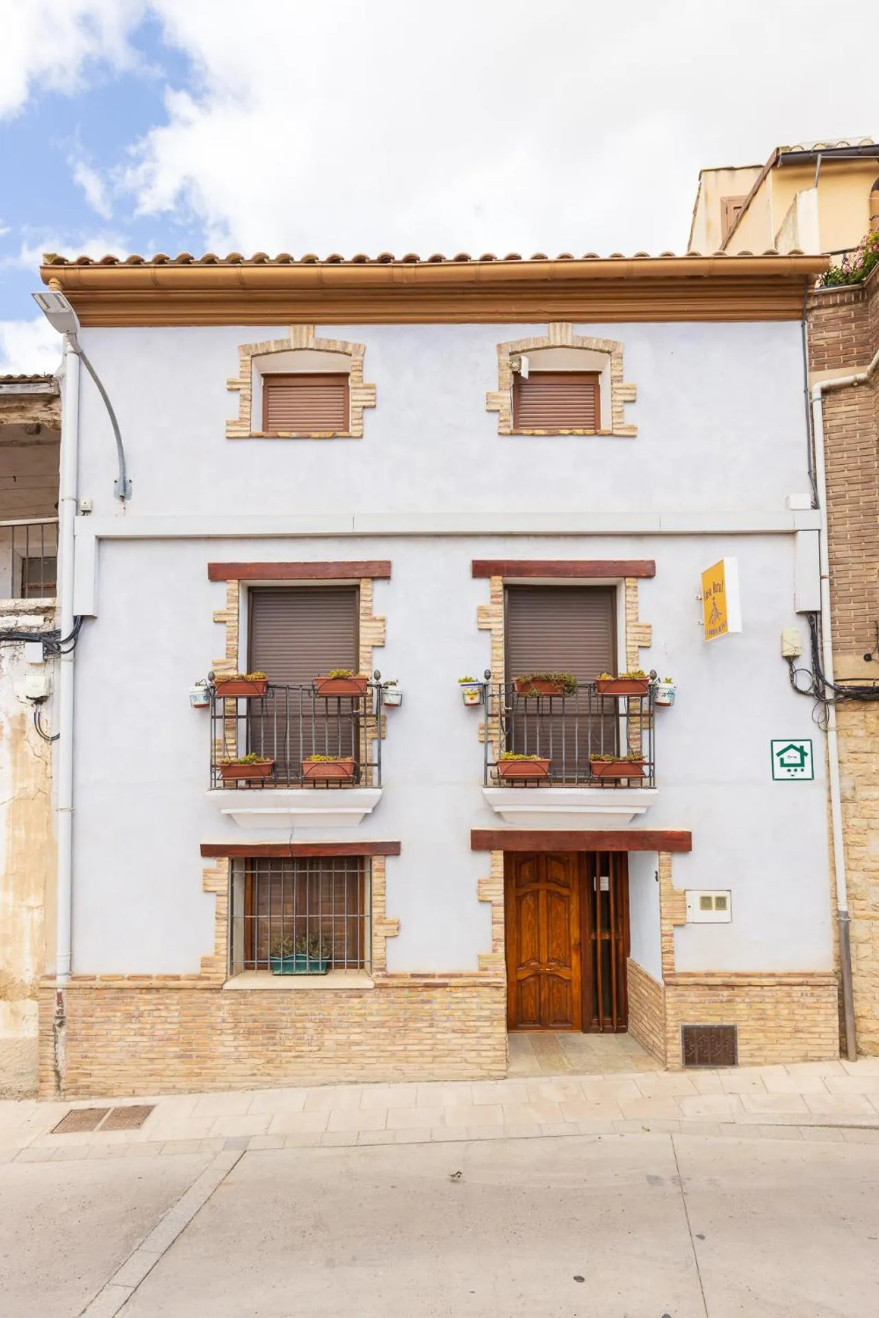 Property building in Agroturismo "La Bardena Blanca II"