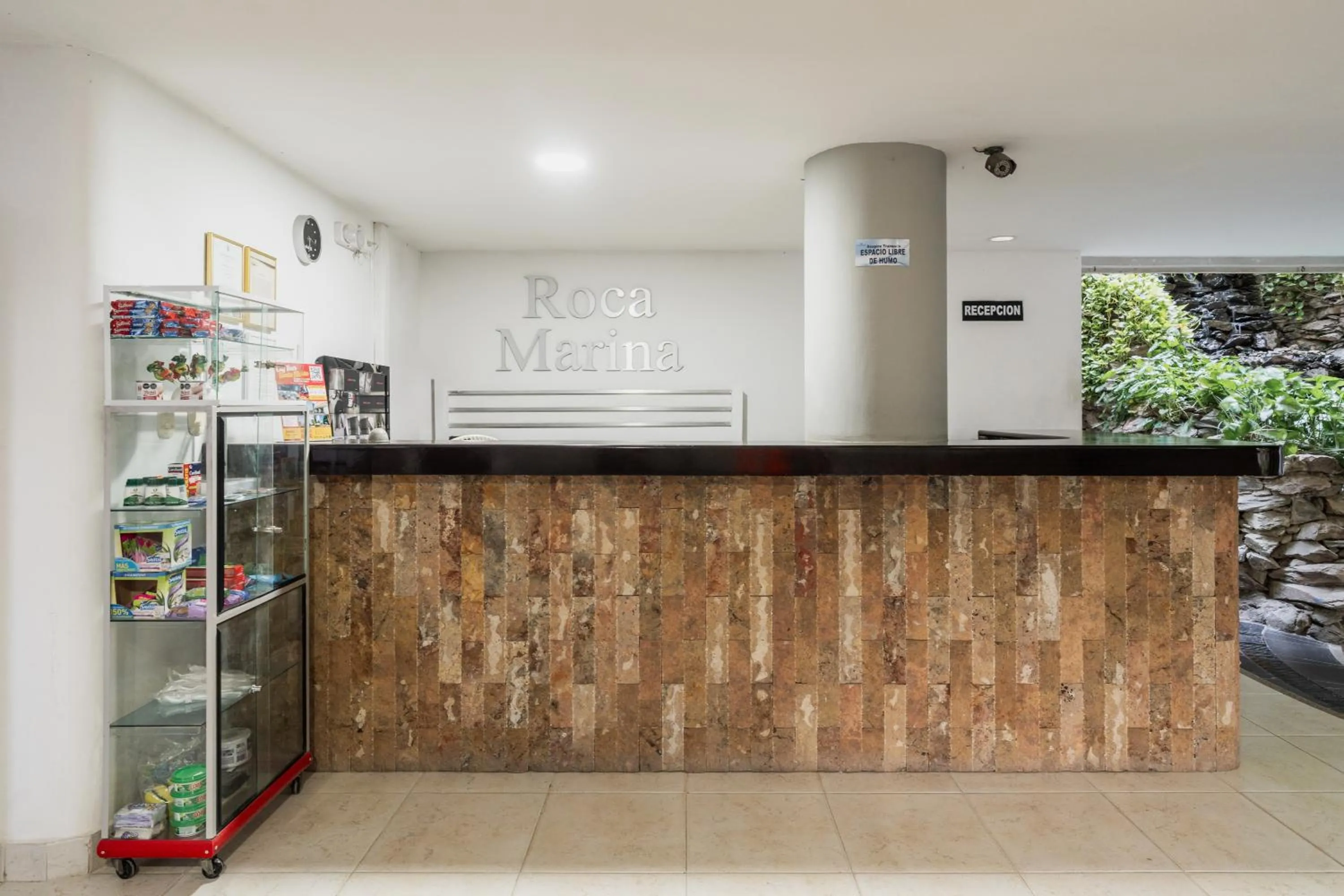 Lobby or reception in Aparta Hotel Roca Marina