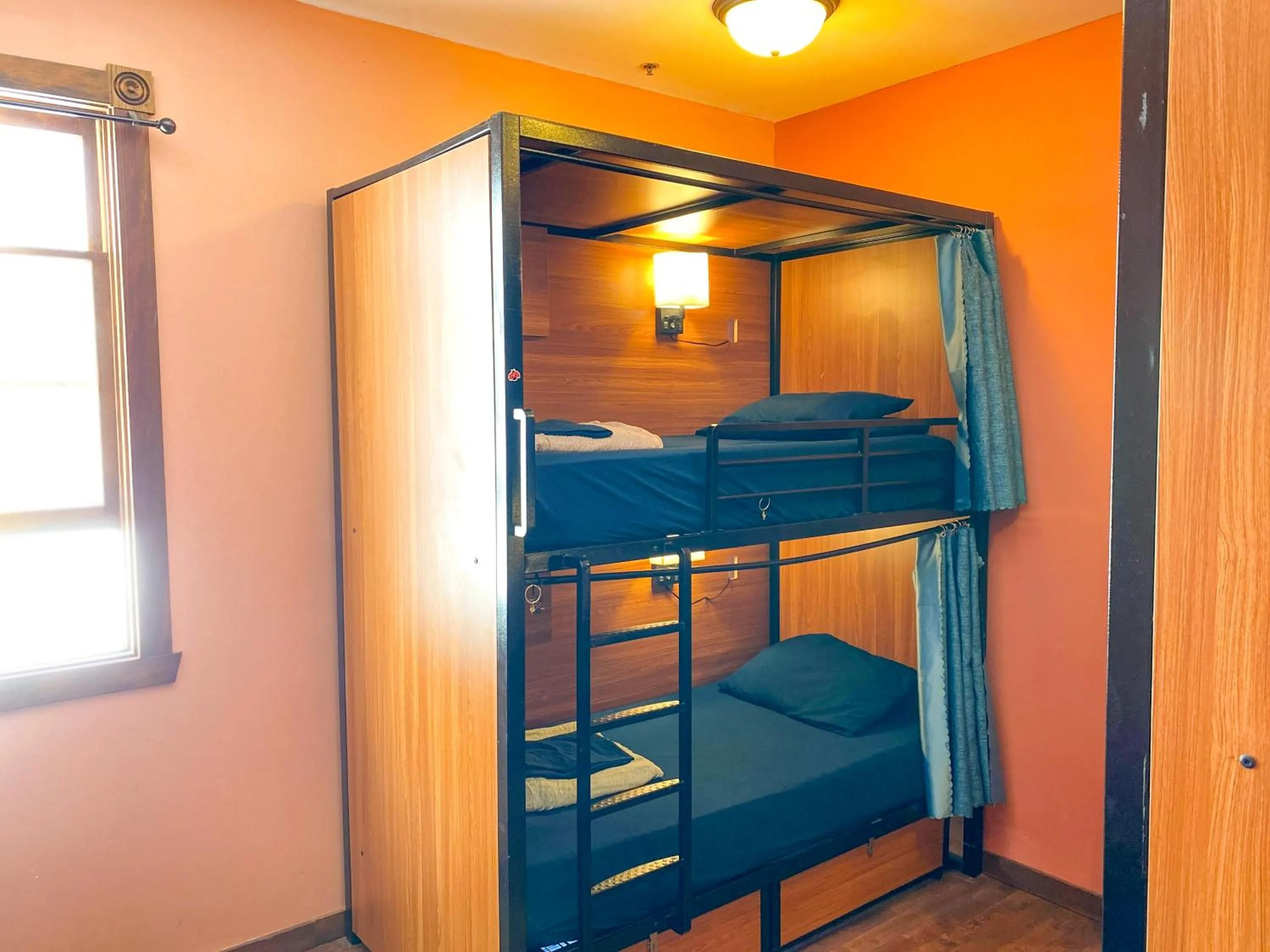 Bedroom, Bed in ITH San Diego Adventure Hostel