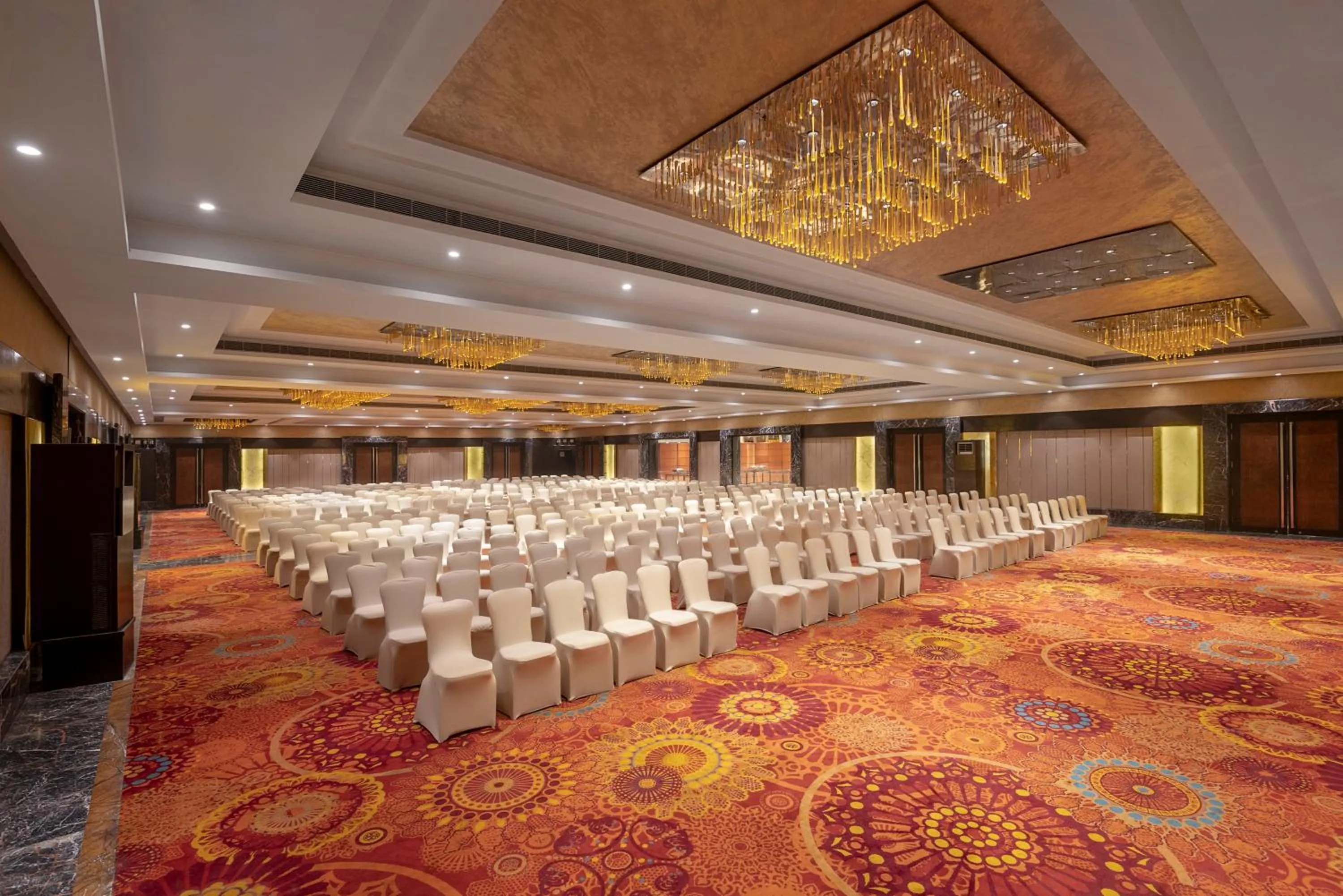 Business facilities in Radisson Blu Kaushambi Delhi NCR
