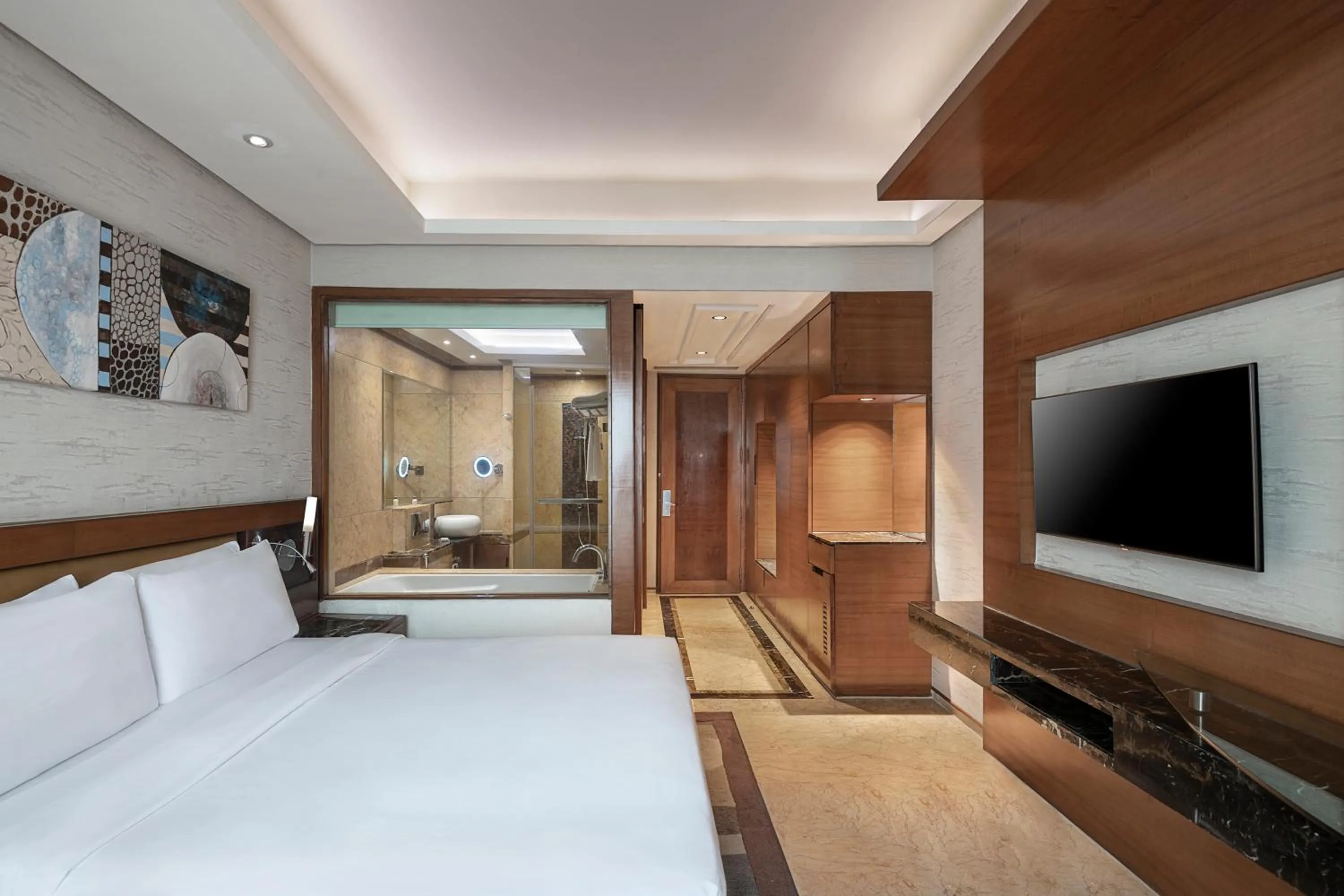 Bedroom, Bed in Radisson Blu Kaushambi Delhi NCR