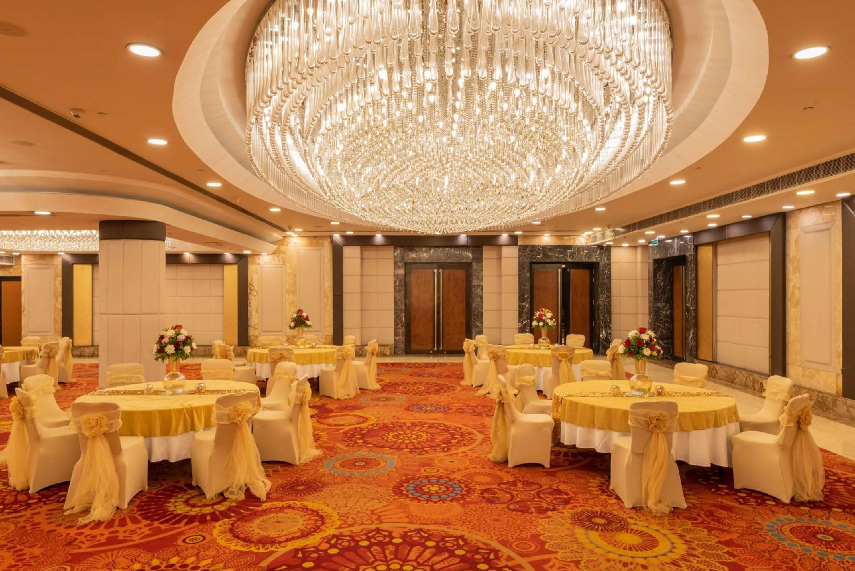 wedding in Radisson Blu Kaushambi Delhi NCR