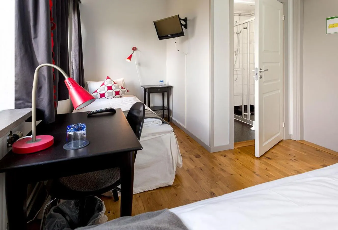 Bedroom, Bed in Alsterbro Minihotell