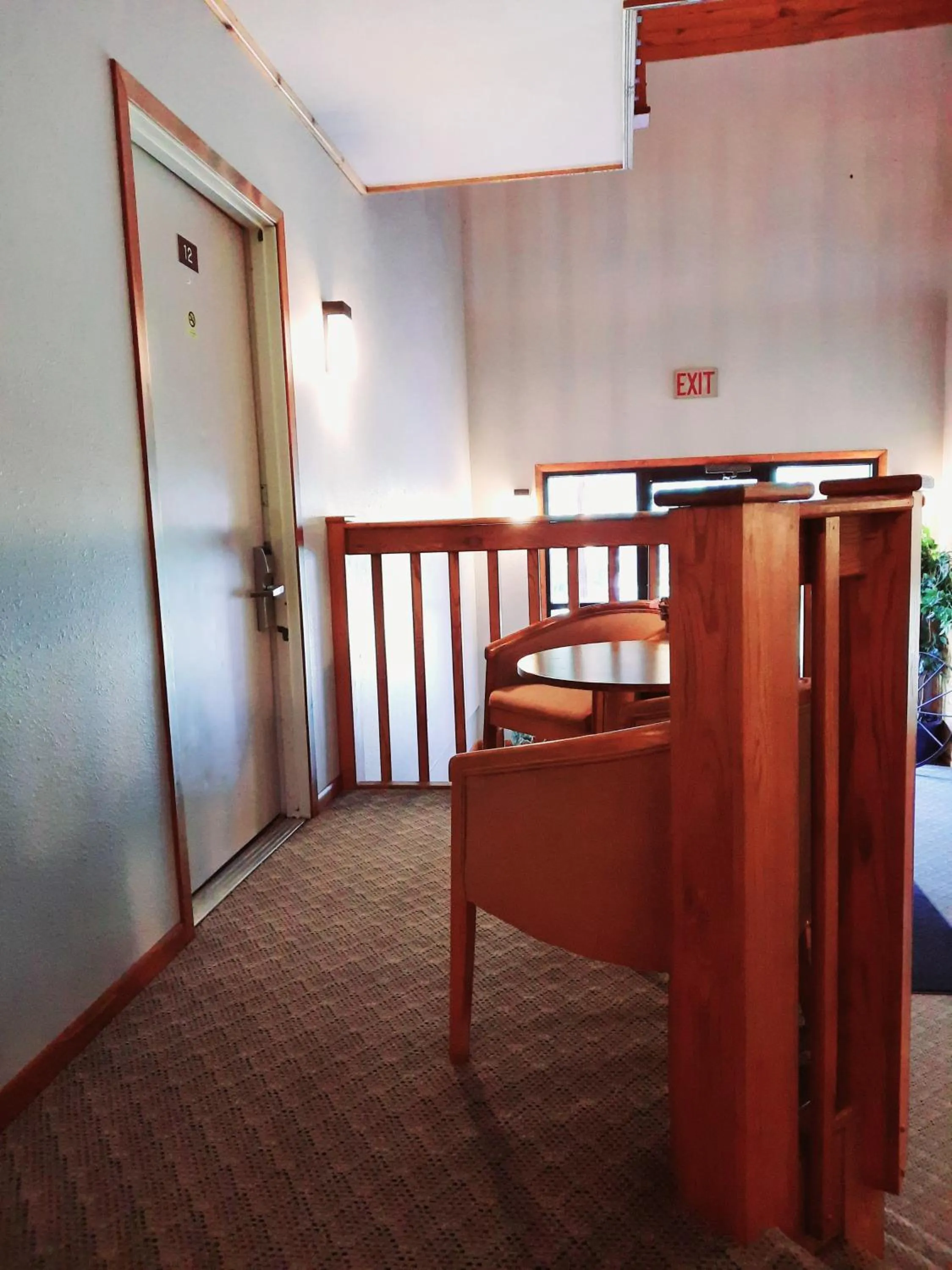 Communal lounge/ TV room in North Ironwood Acres - Black River Lodge