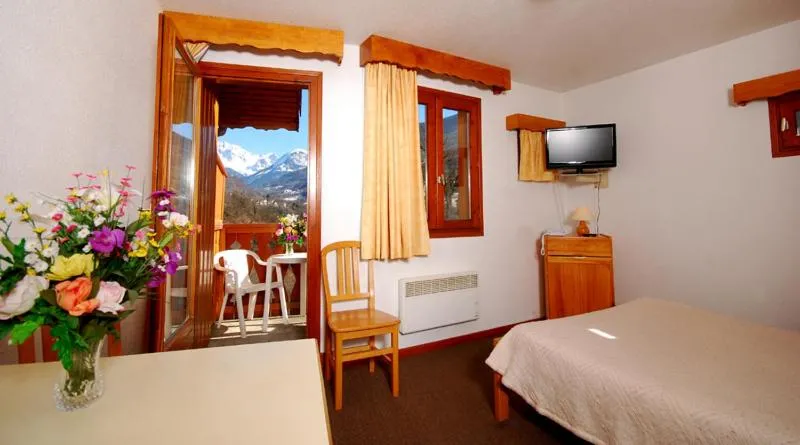 Bed in Résidence La Rochetaillée