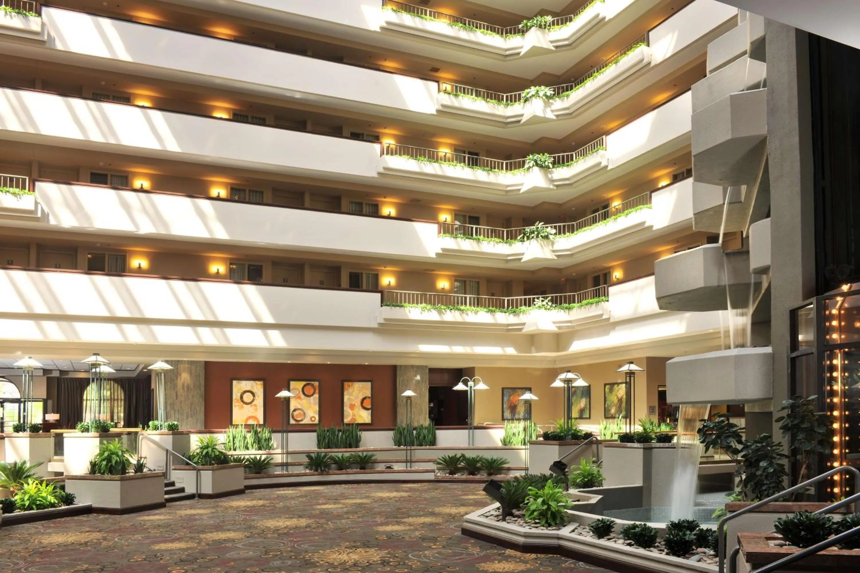 Lobby or reception in Embassy Suites Des Moines Downtown