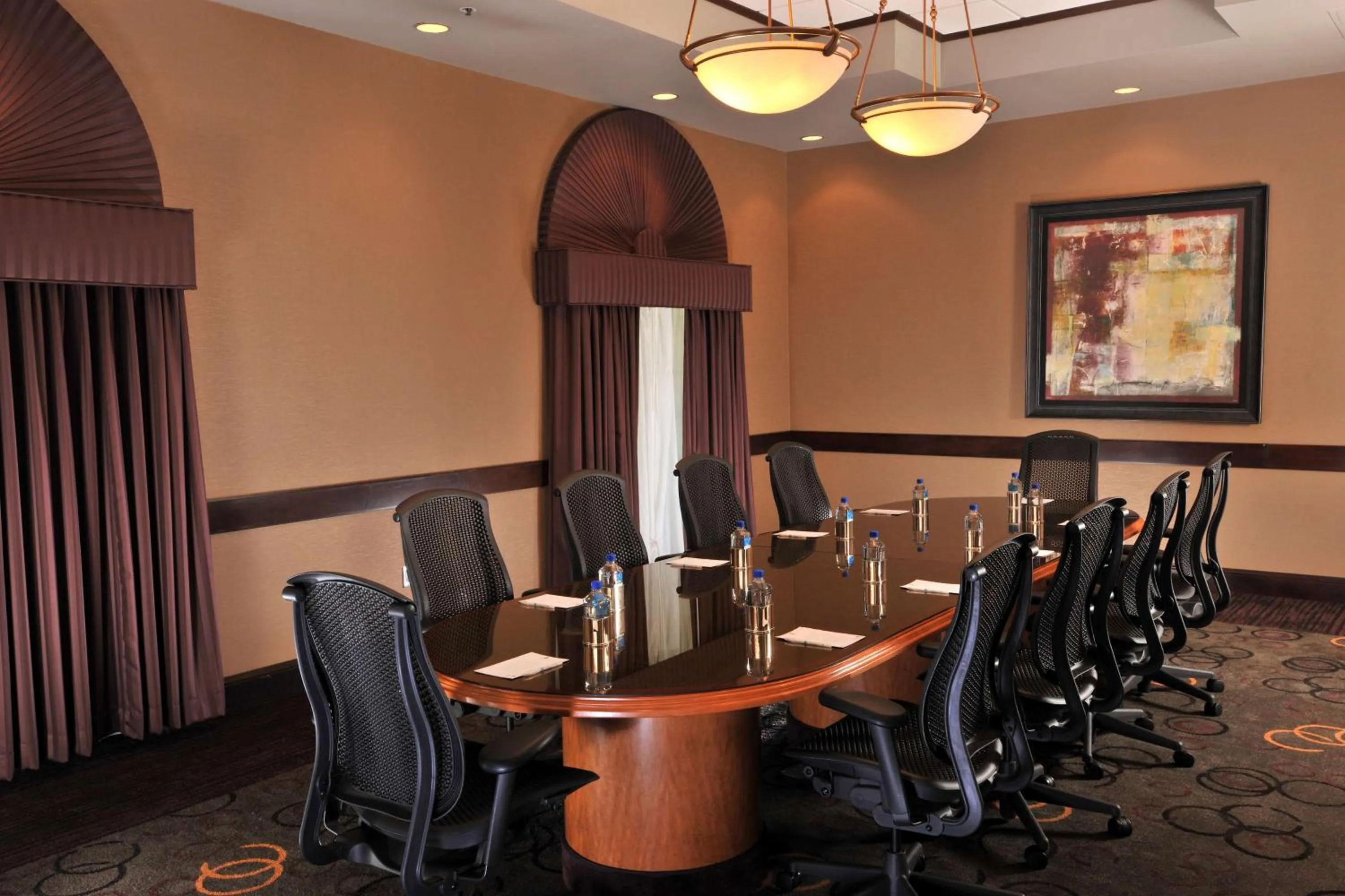 Meeting/conference room in Embassy Suites Des Moines Downtown
