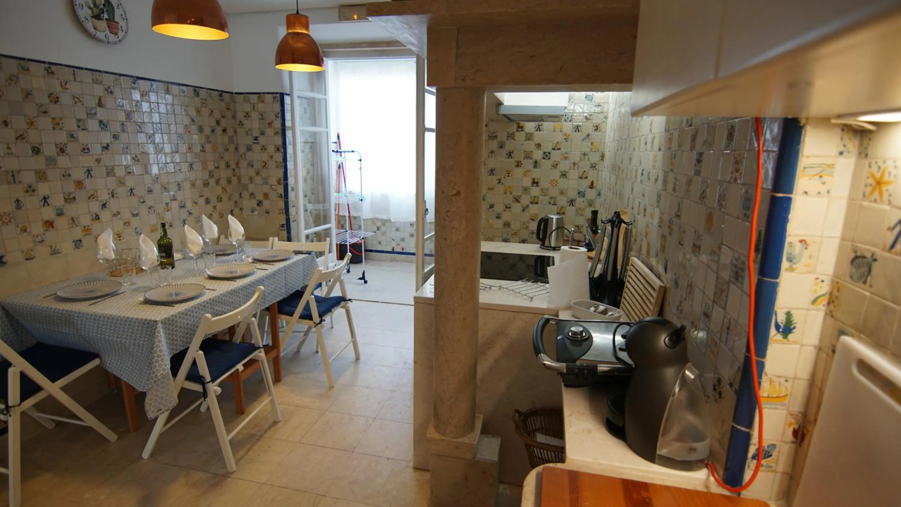 Avenida Cozy Apartment