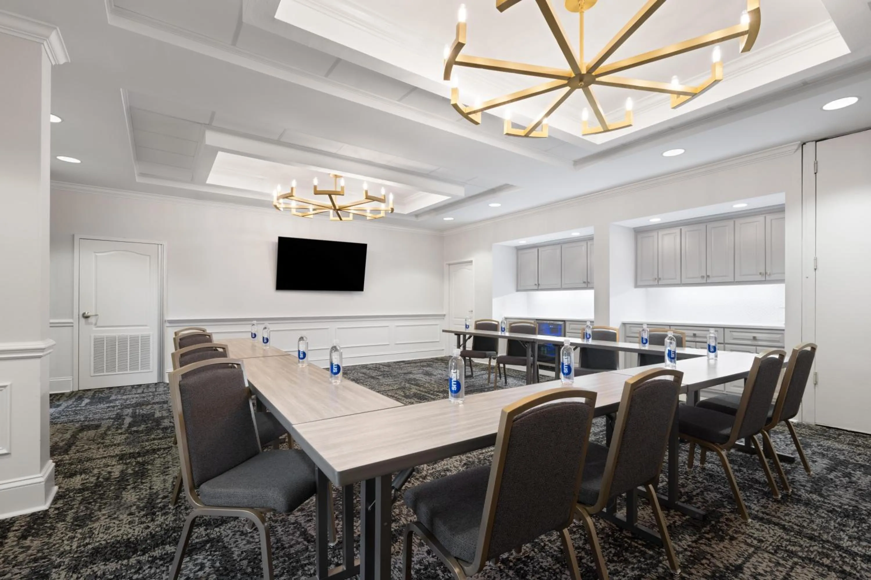 Meeting/conference room in Hampton Inn & Suites South Park at Phillips Place