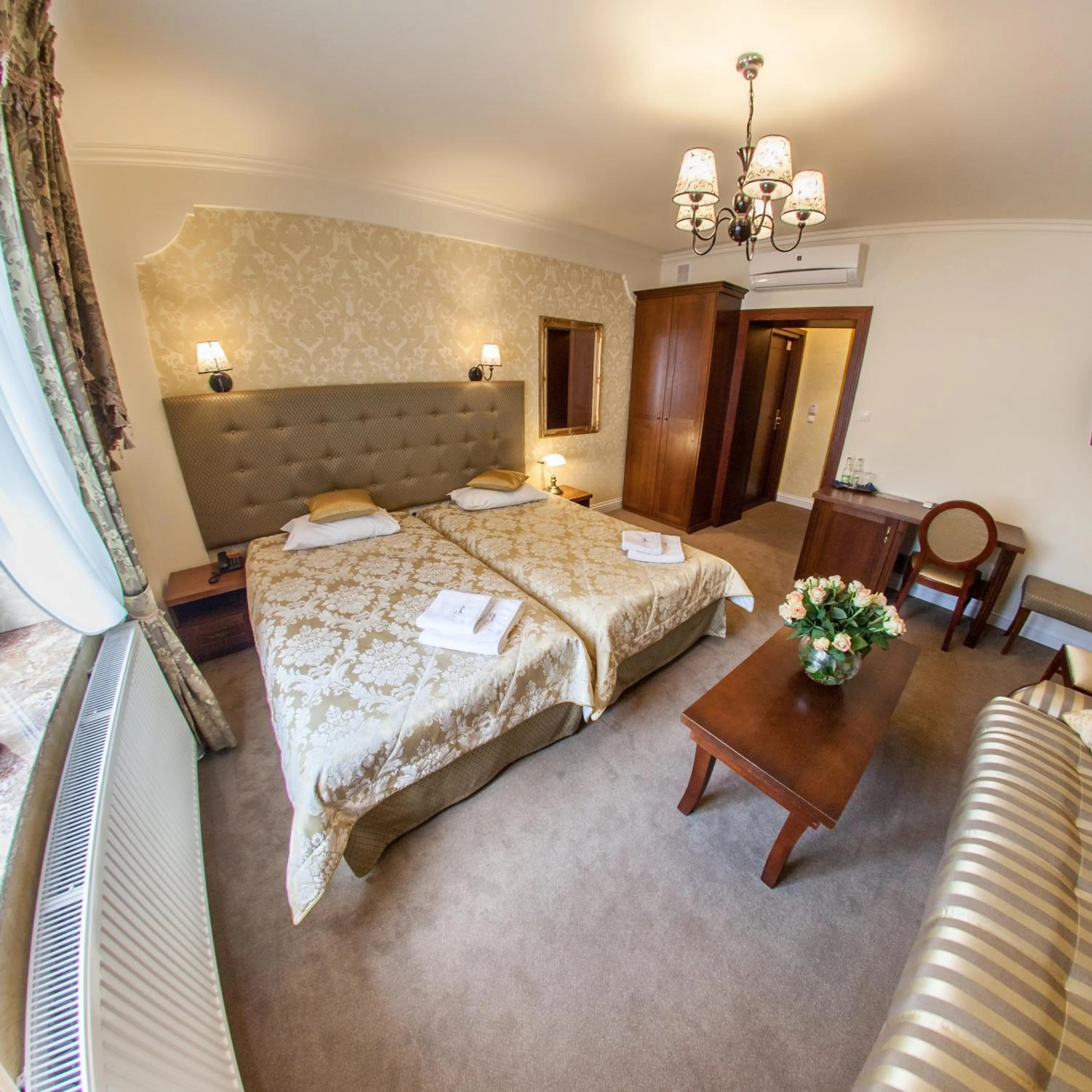 Bed in Hotel Fryderyk