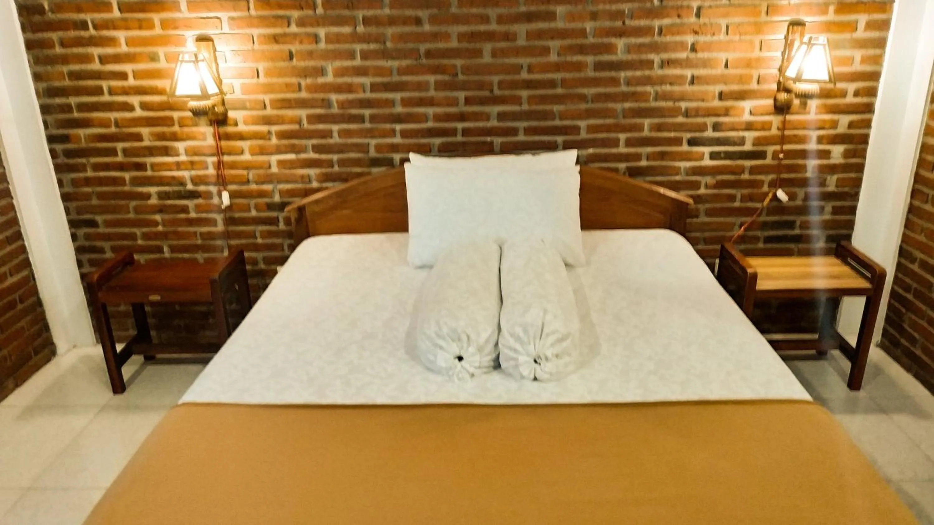 Bed in Genthong Homestay