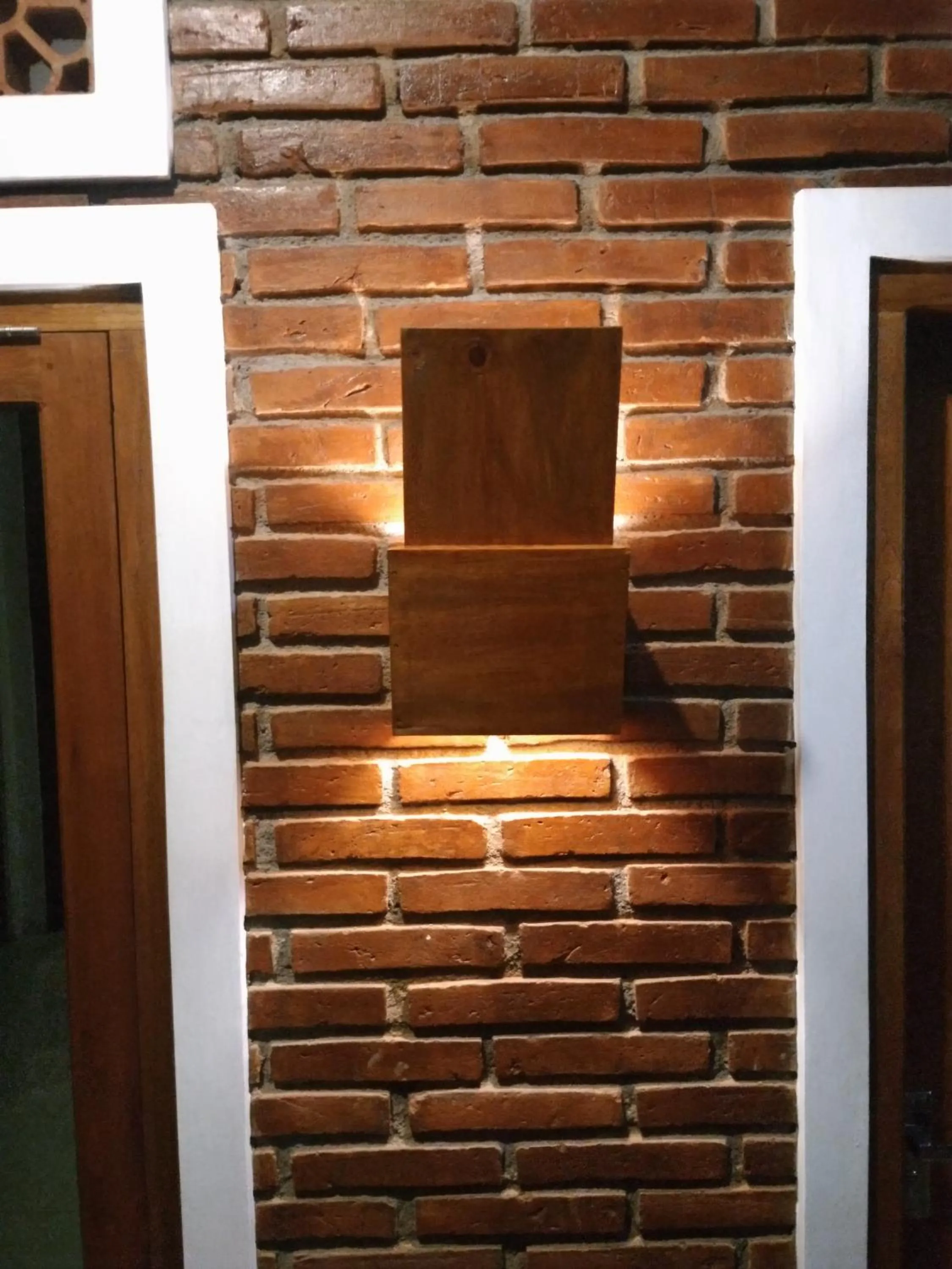 Decorative detail in Genthong Homestay