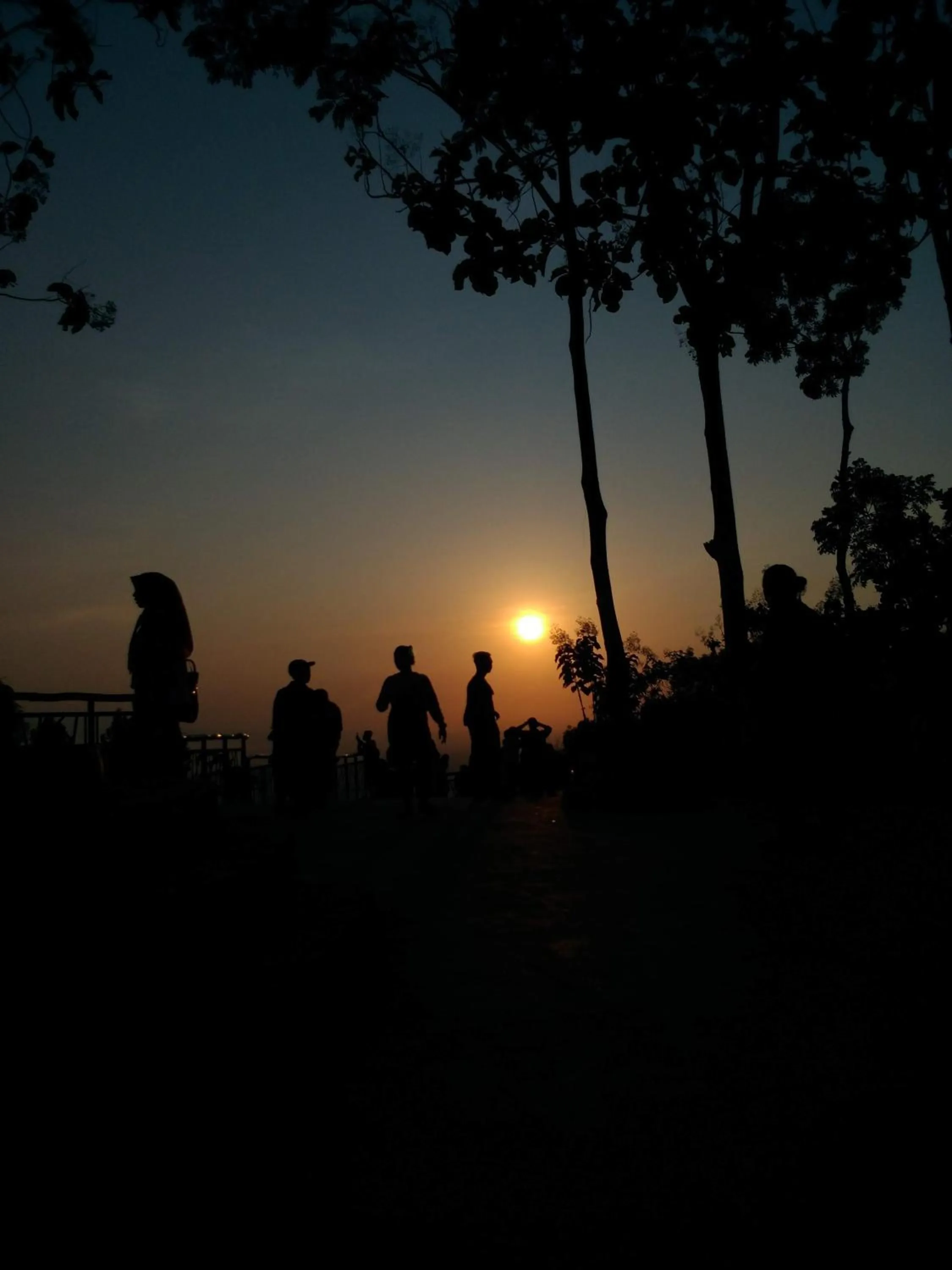 Area and facilities in Genthong Homestay