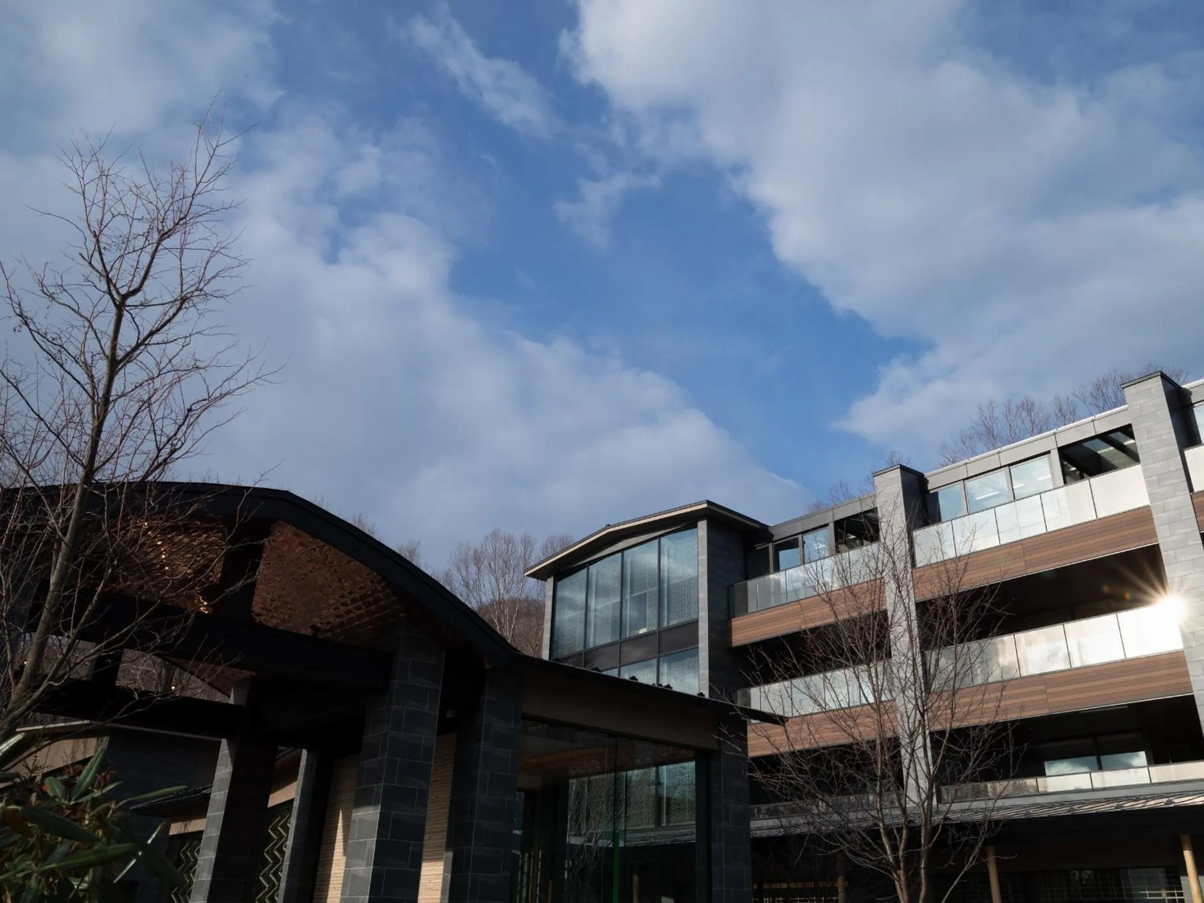 Facade/entrance in Lake Shikotsu Tsuruga Bessou AO no ZA