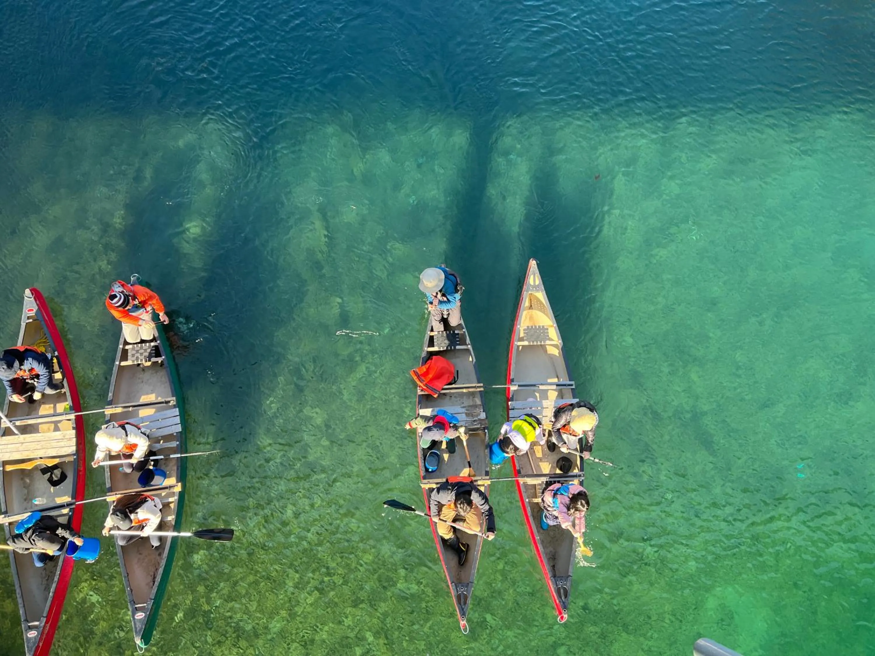 Canoeing in Lake Shikotsu Tsuruga Bessou AO no ZA