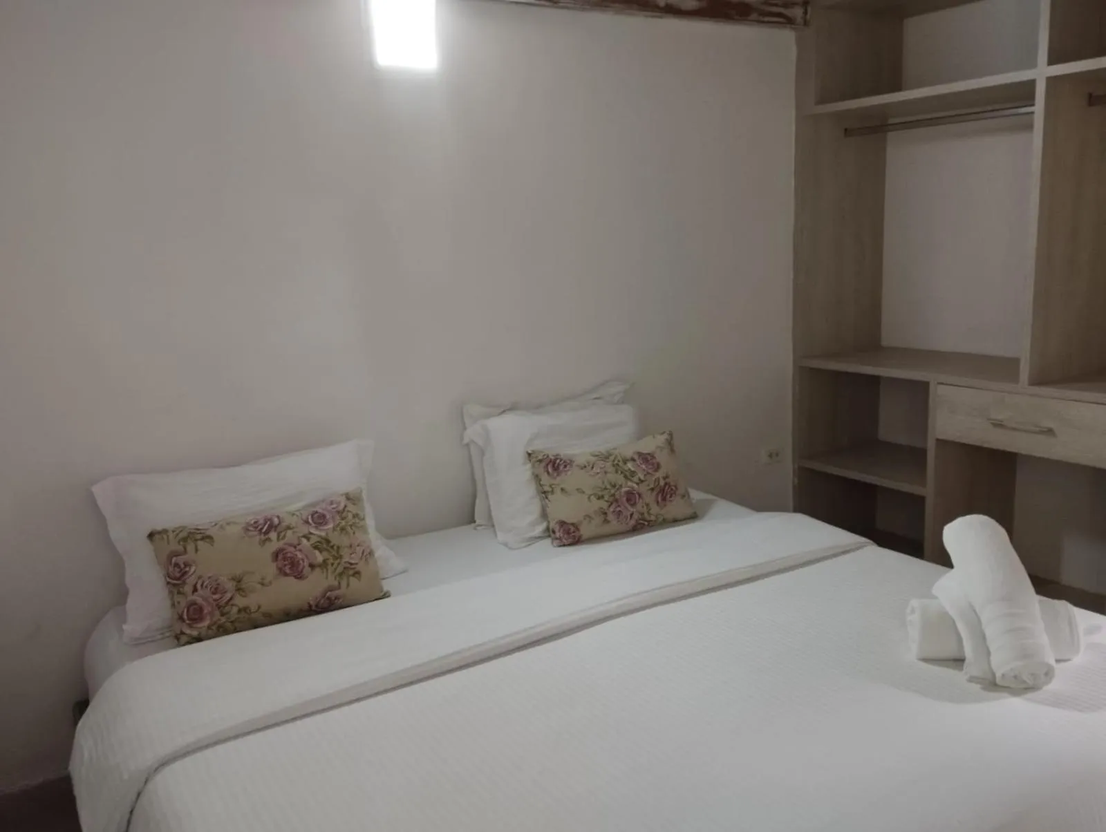 Photo of the whole room, Bed in HOTEL HABANA REAL