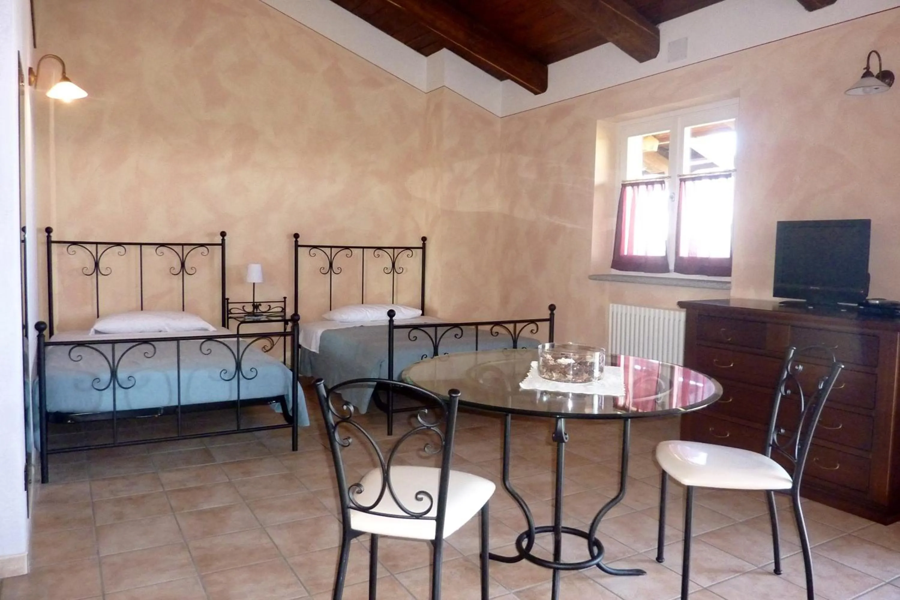 Twin Room - single occupancy in Bricco Rosso