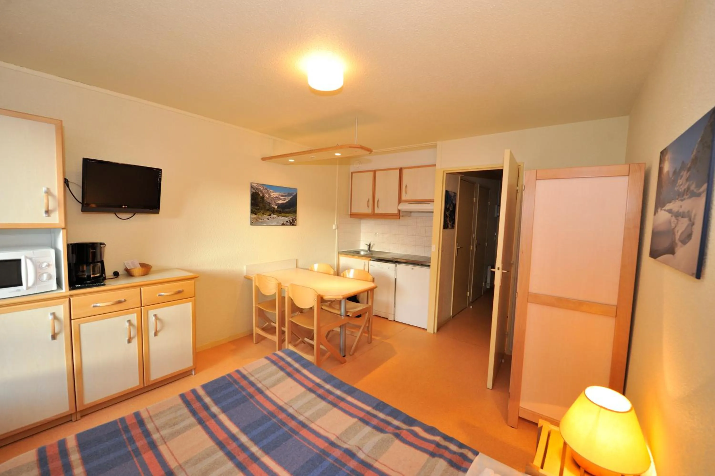 Bedroom in Résidence Azureva La Mongie