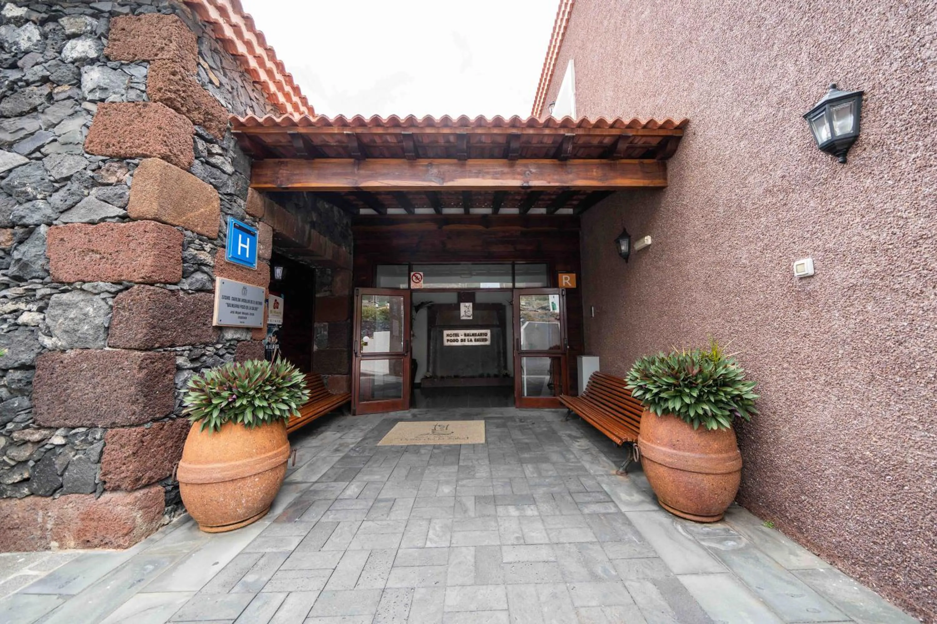 Property building in Balneario Pozo de la Salud