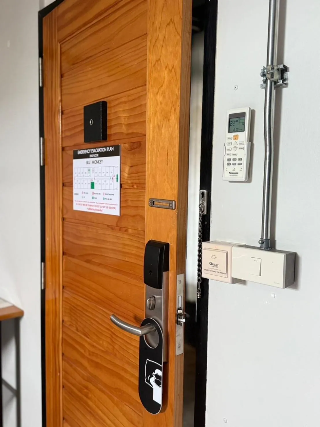 Blu Monkey Hotel Surat Thani