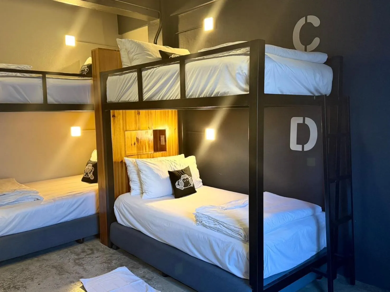 Bed in Blu Monkey Hotel Surat Thani