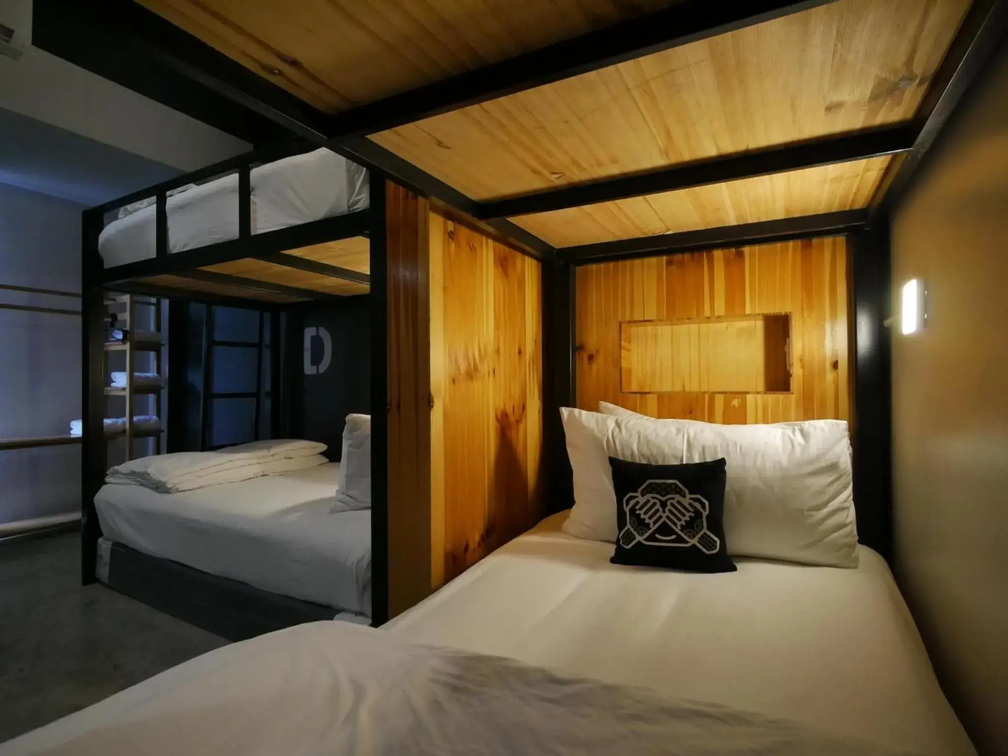 Family Room with Shared Bathroom in Blu Monkey Hotel Surat Thani Family Room with Shared Bathroom in Blu Monkey Hotel Surat Thani