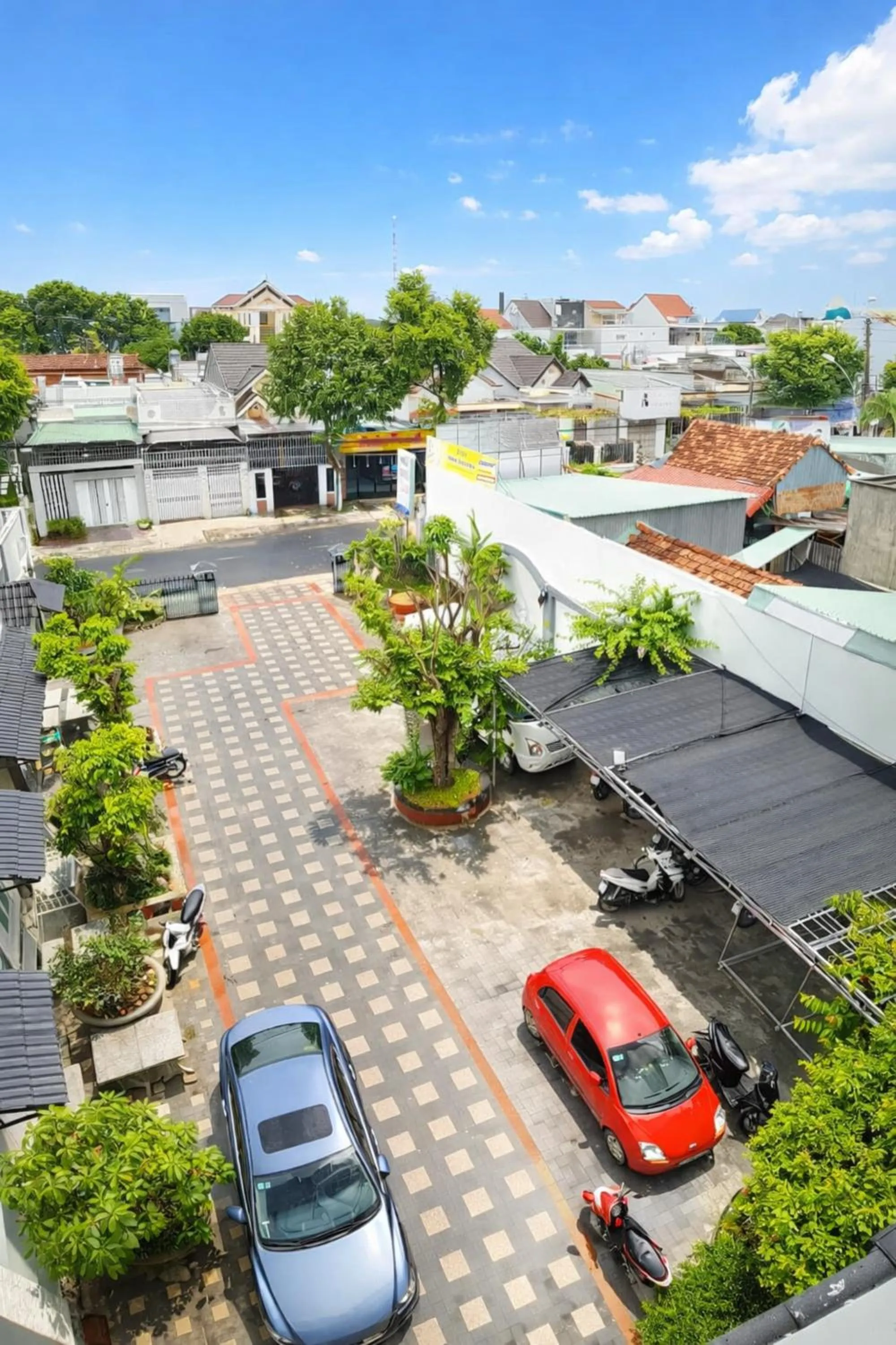 Street view in Window 2 Hotel