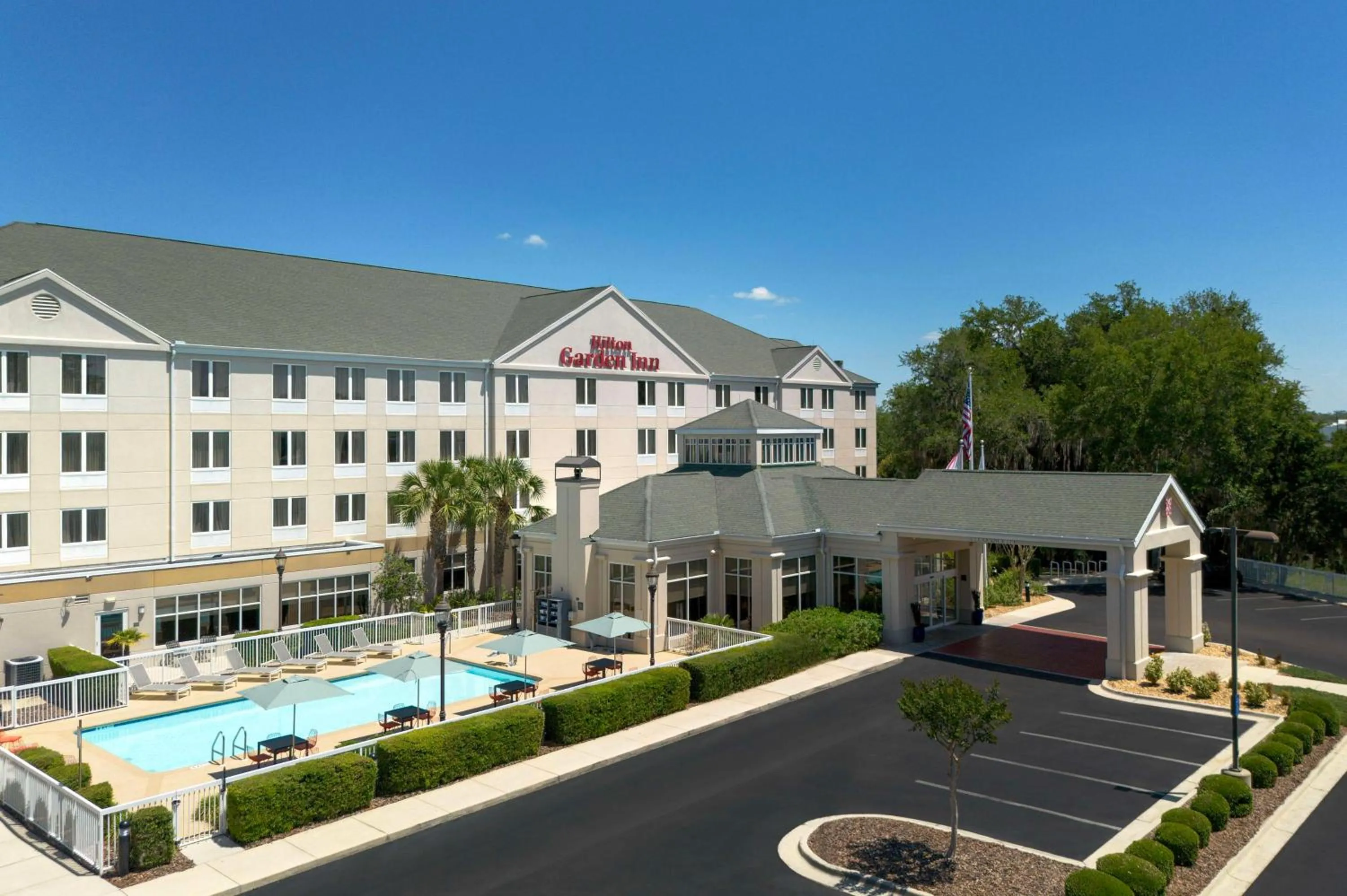 Property building in Hilton Garden Inn Gainesville