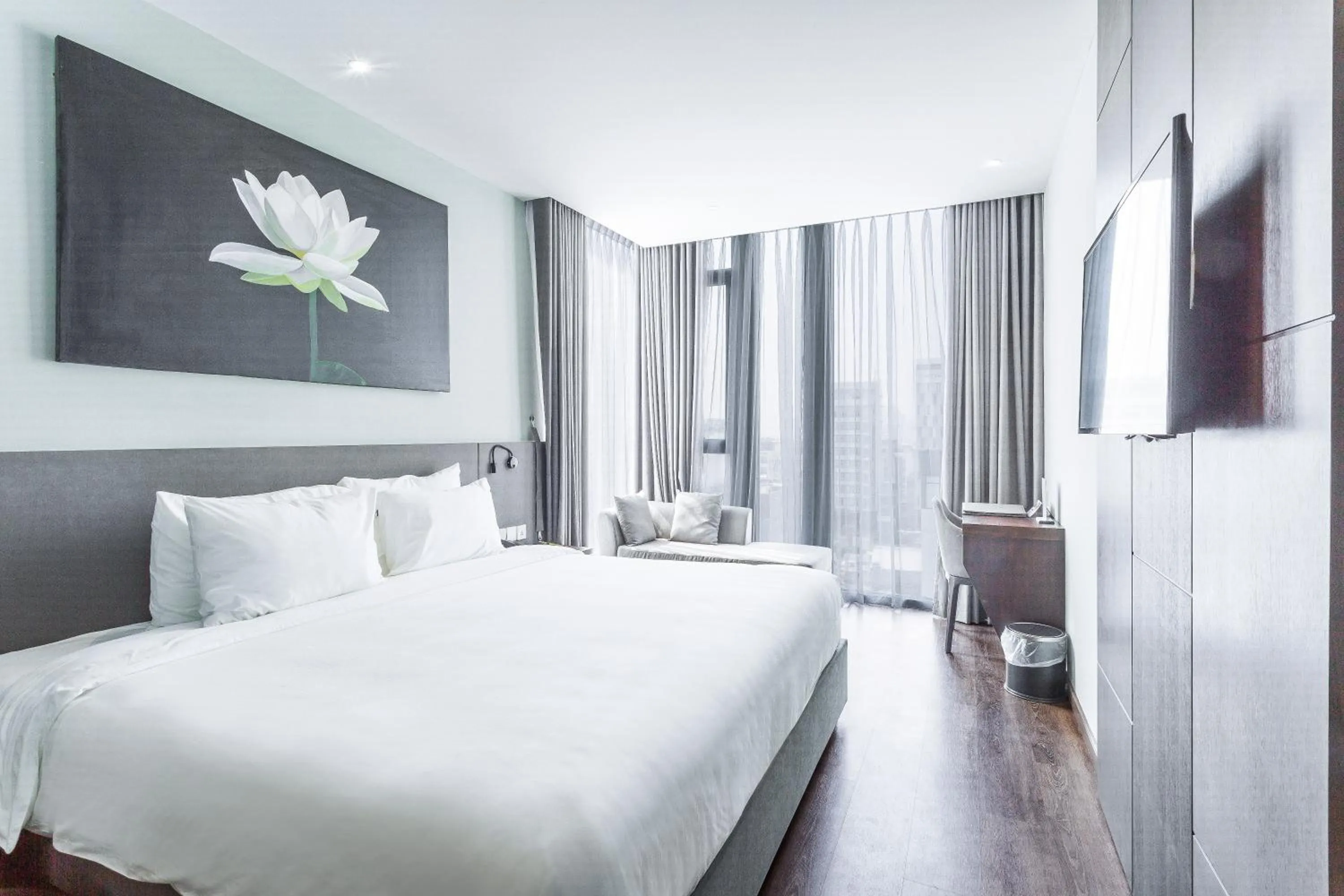 Bed in Everland Hotel