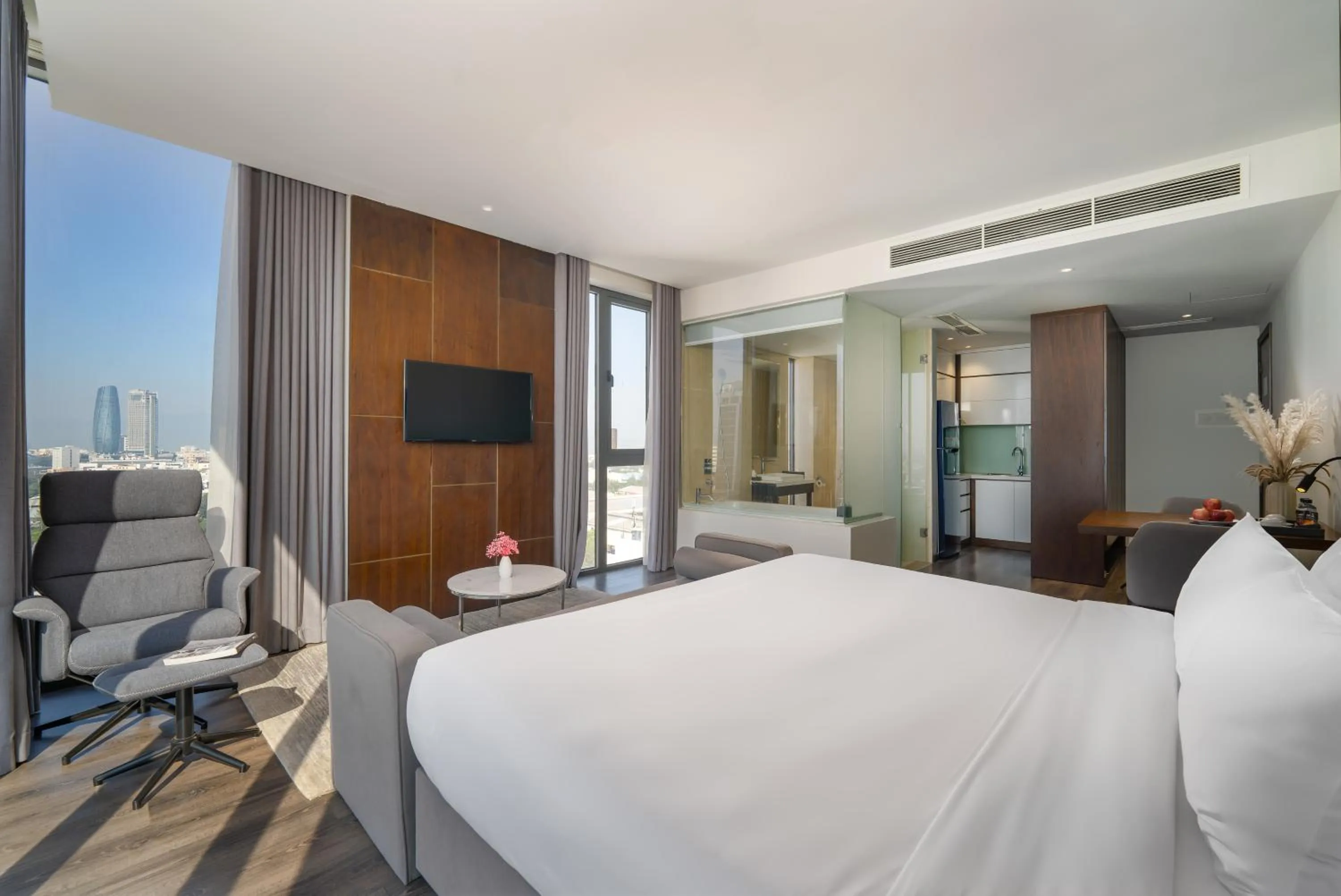 Bed in Everland Hotel