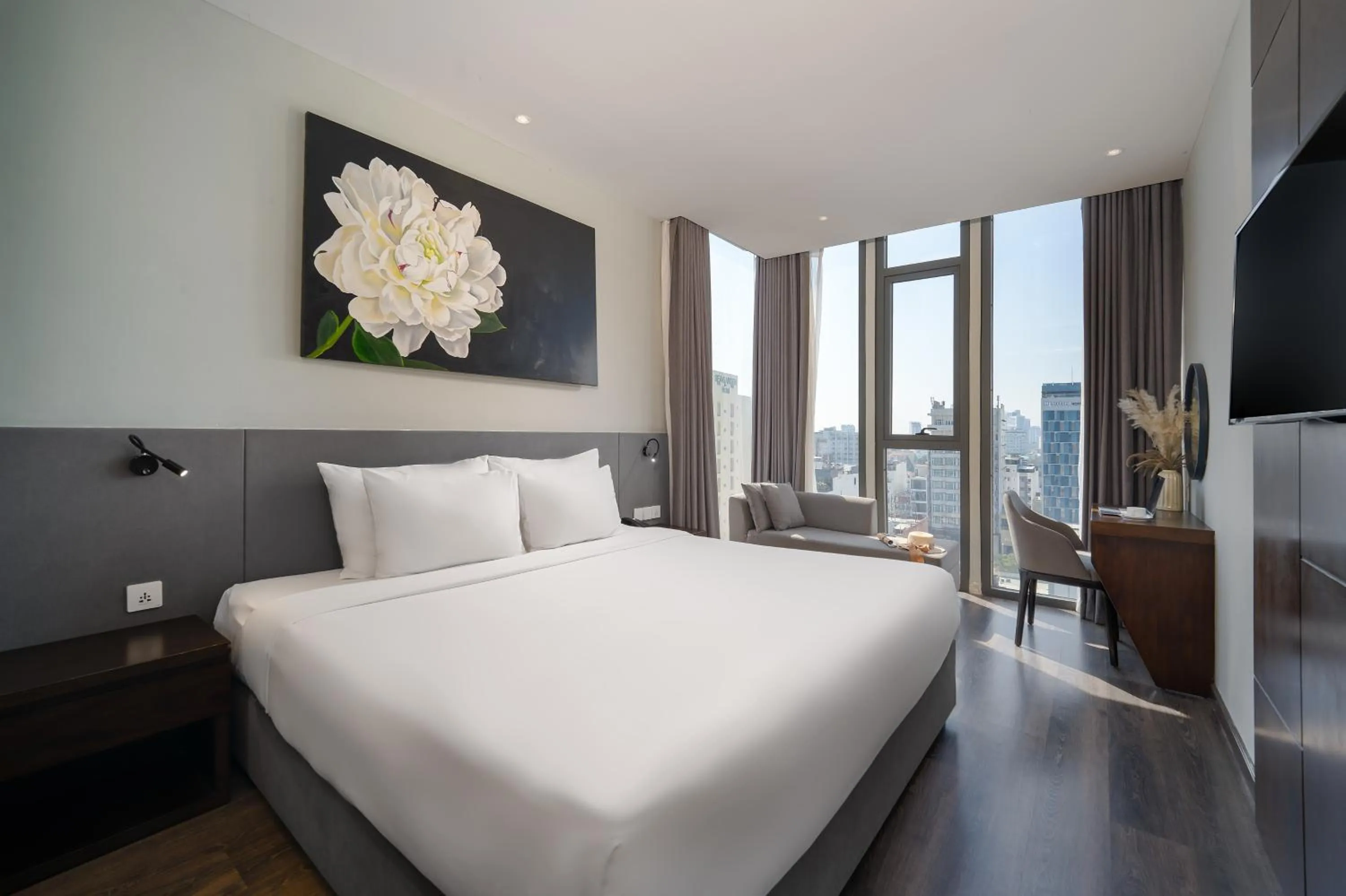 Bed in Everland Hotel