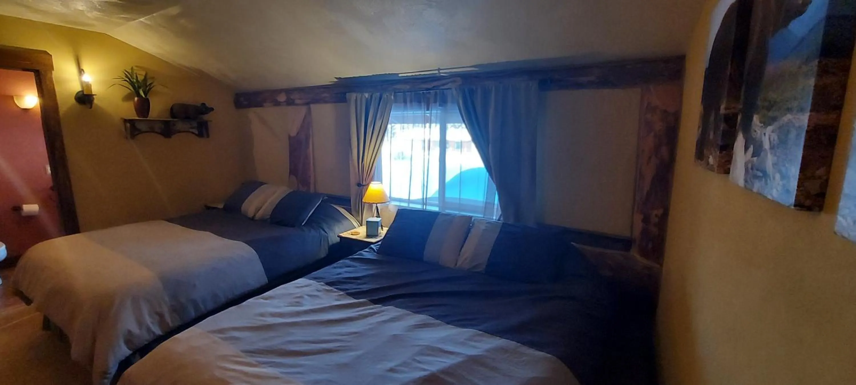 Bed in Northern Sky Lodge
