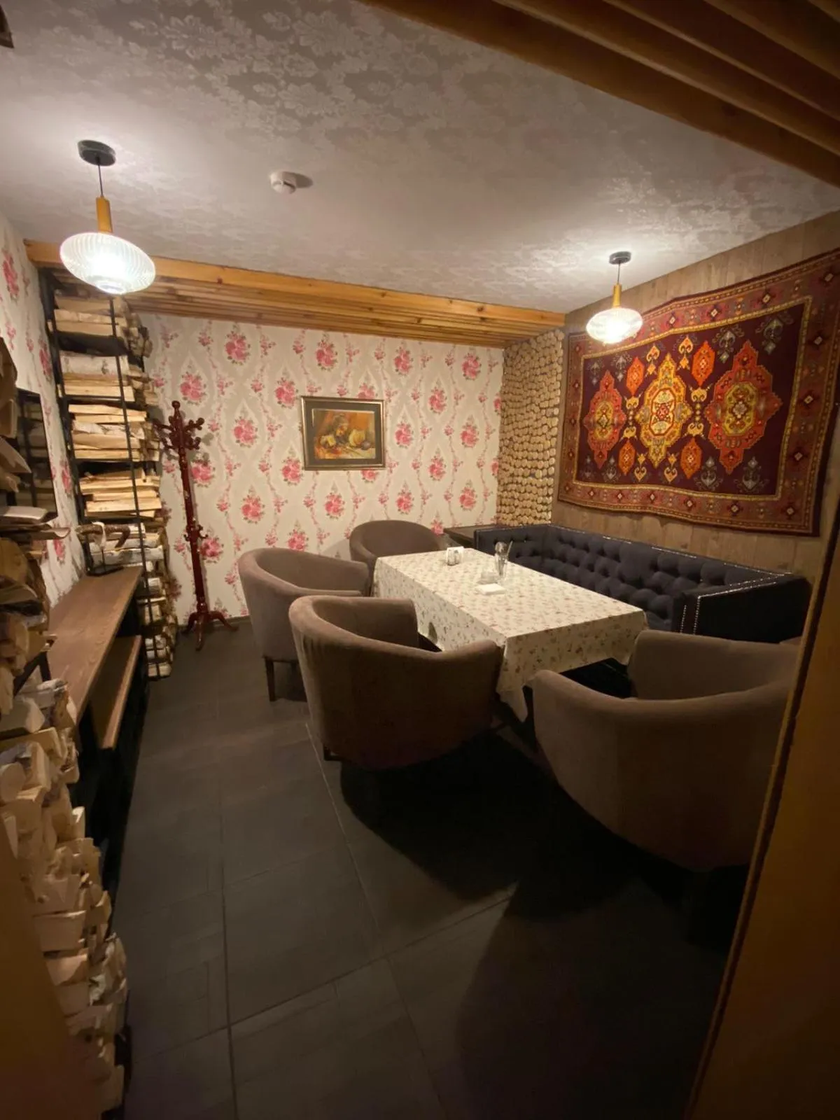 Restaurant/places to eat in Premier Inn Astana