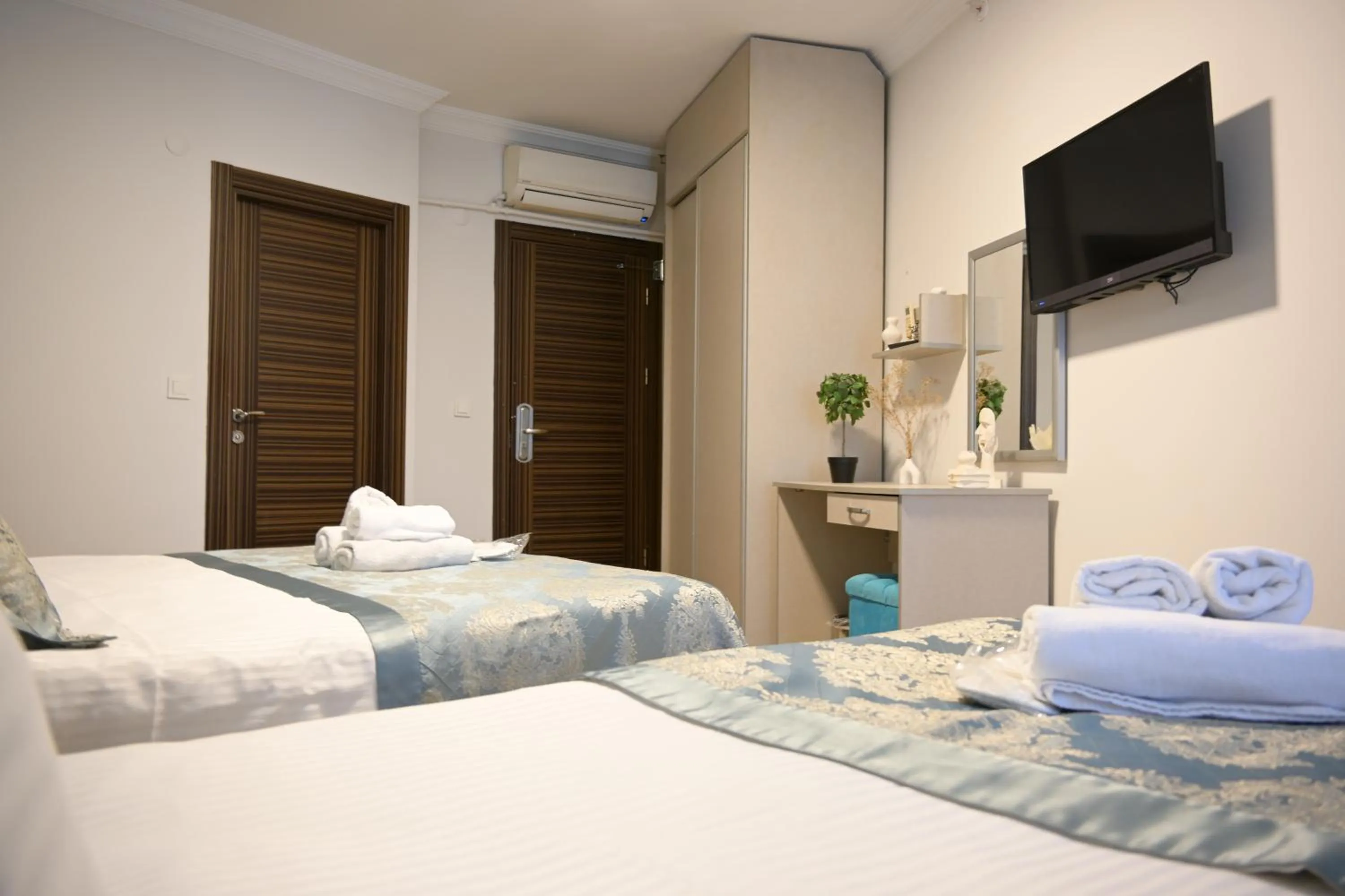 Bed in Elite Marmara Hotel Gungoren