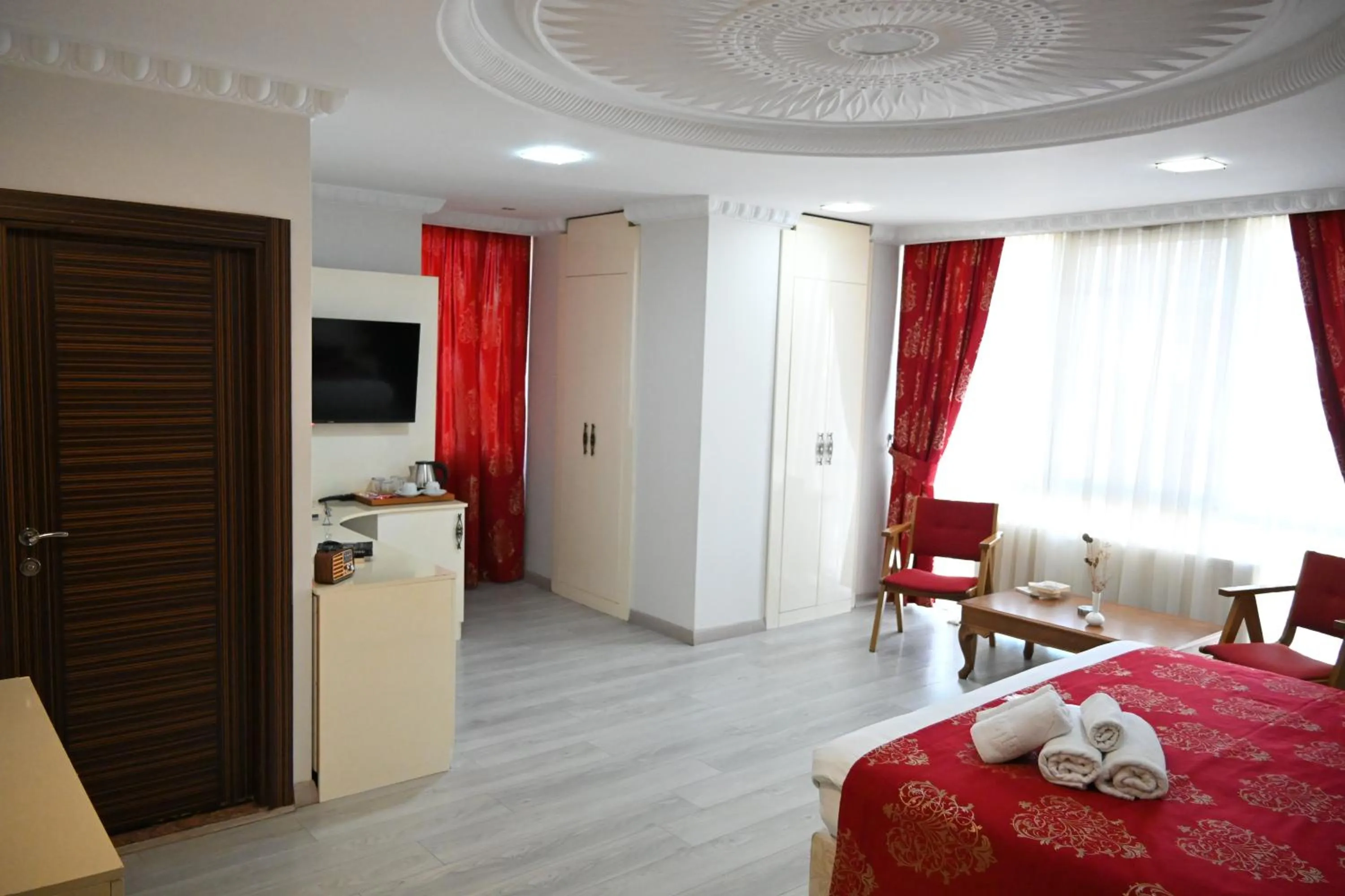 Bed in Elite Marmara Hotel Gungoren