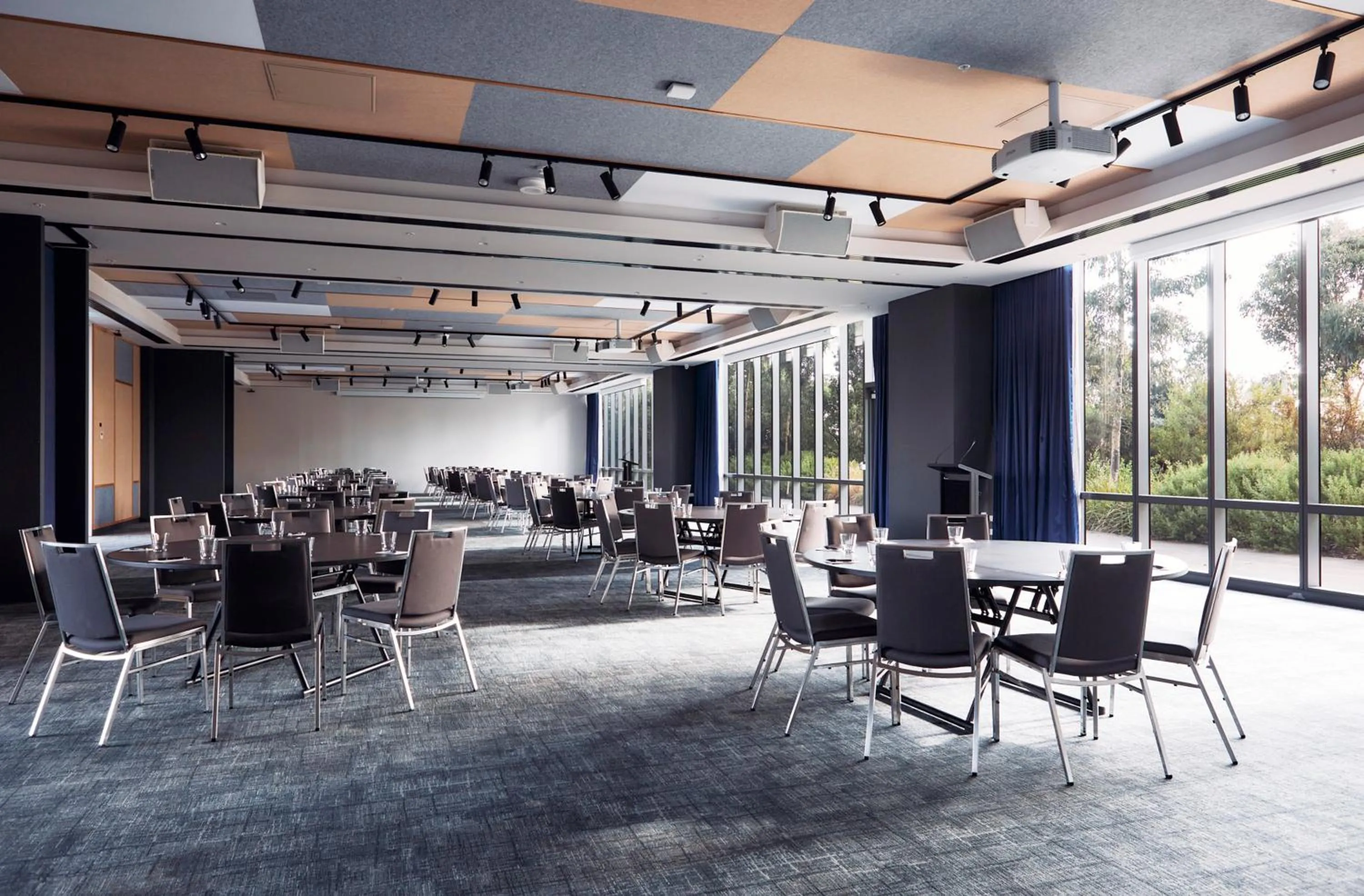 Meeting/conference room in Mantra Melbourne Epping