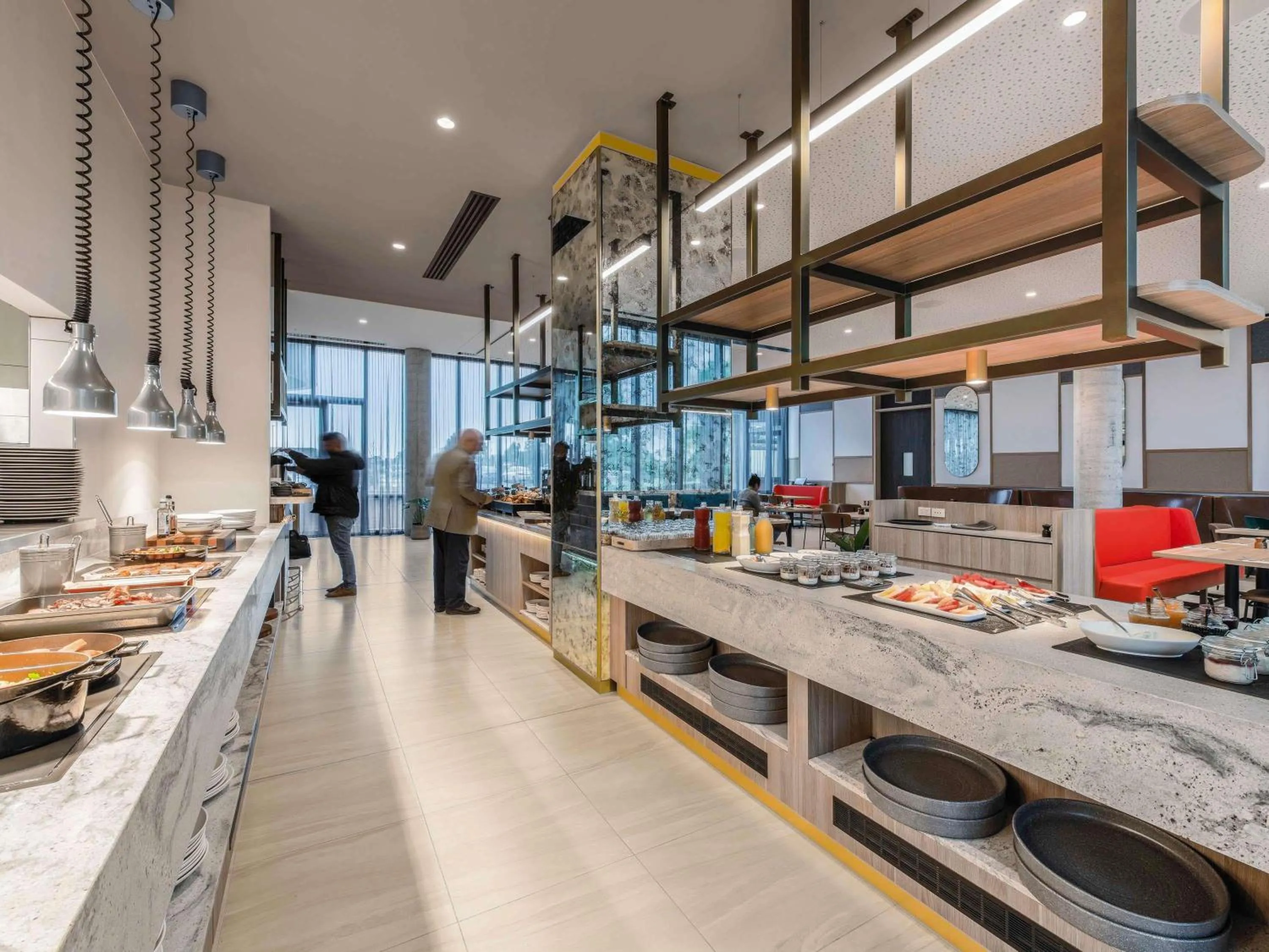 Restaurant/places to eat in Mantra Melbourne Epping